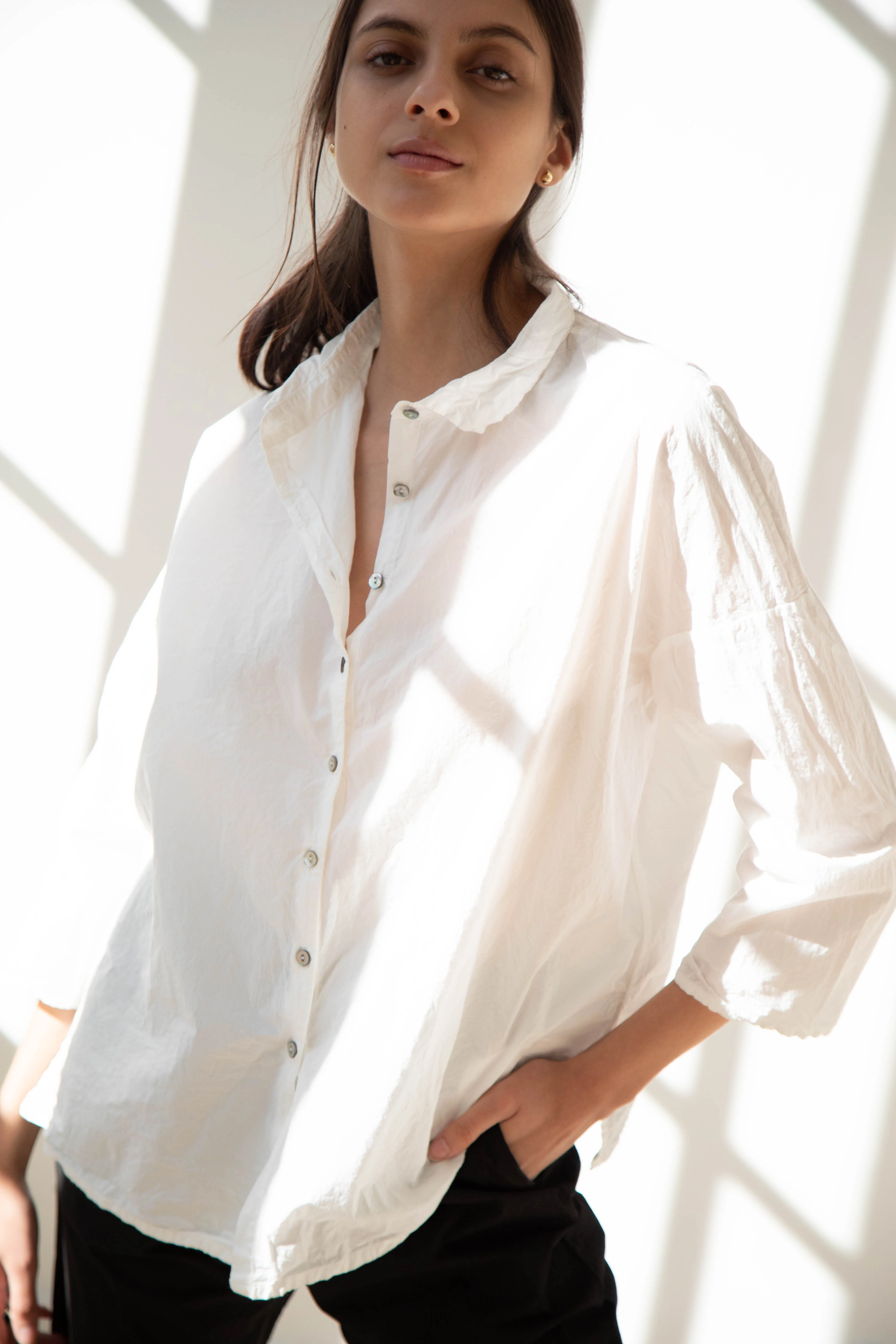 Album di Famiglia | TC Cotton Short Collar Shirt in Milk - Image 13
