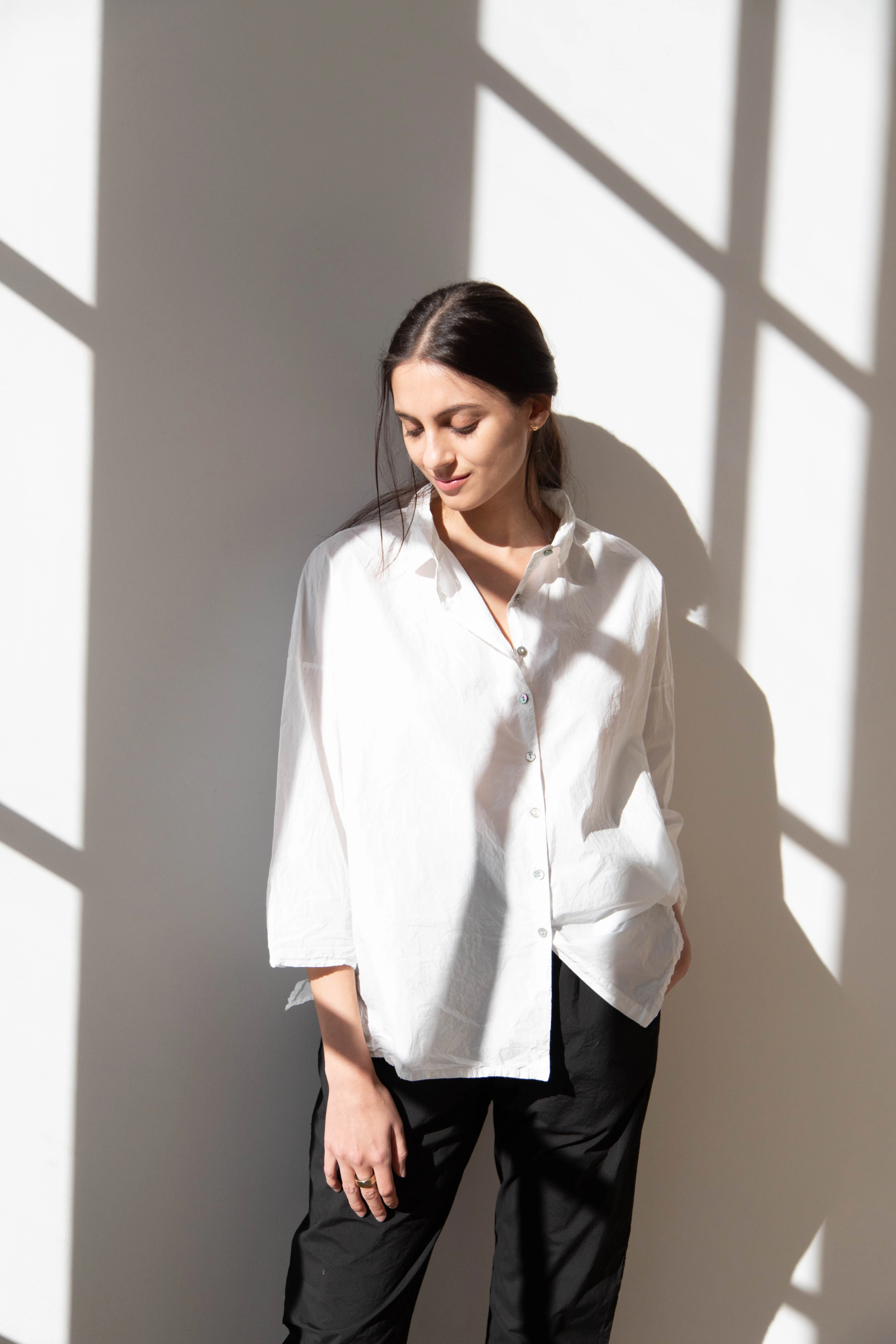 Album di Famiglia | TC Cotton Short Collar Shirt in Milk - Image 17