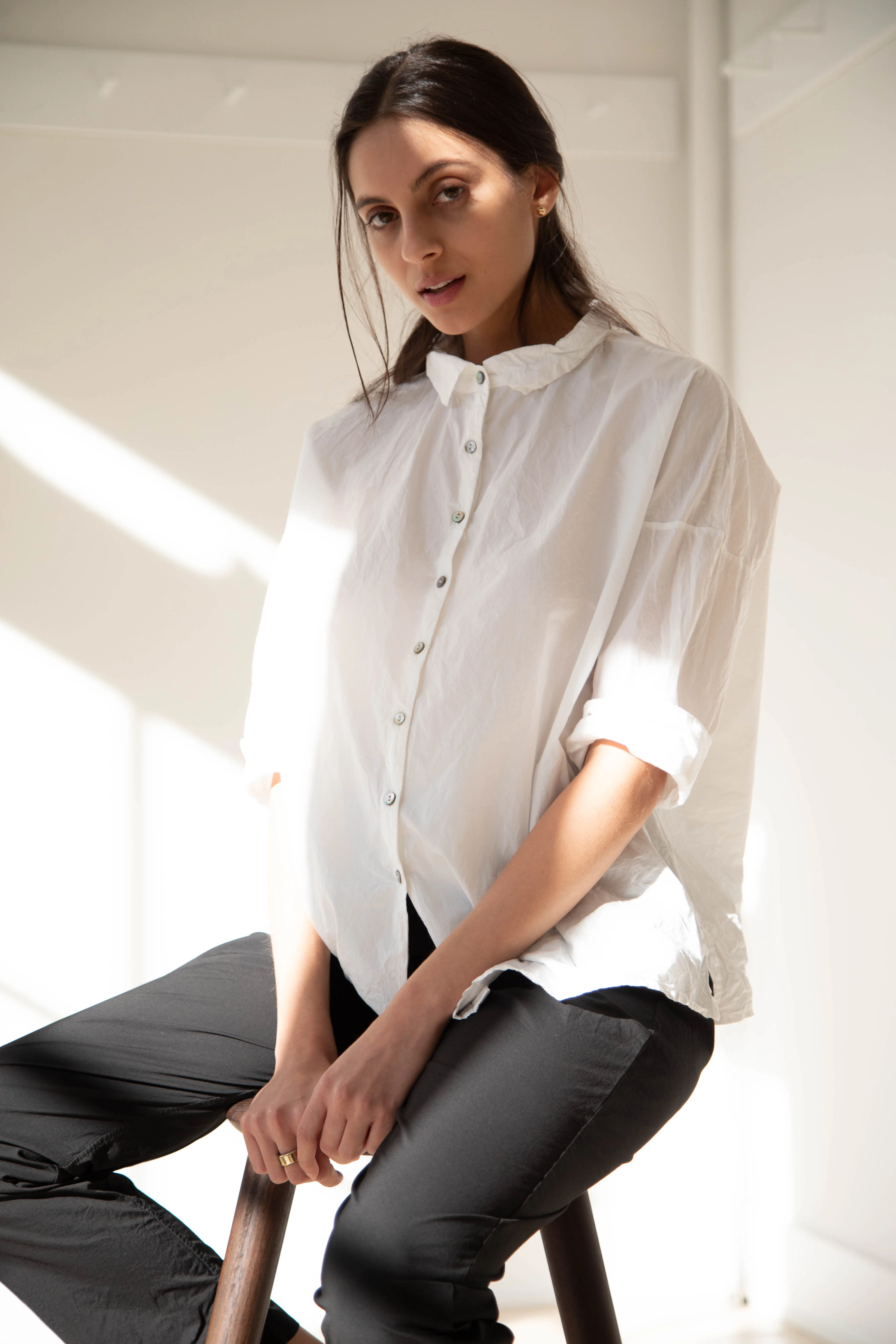 Album di Famiglia | TC Cotton Short Collar Shirt in Milk - Image 23