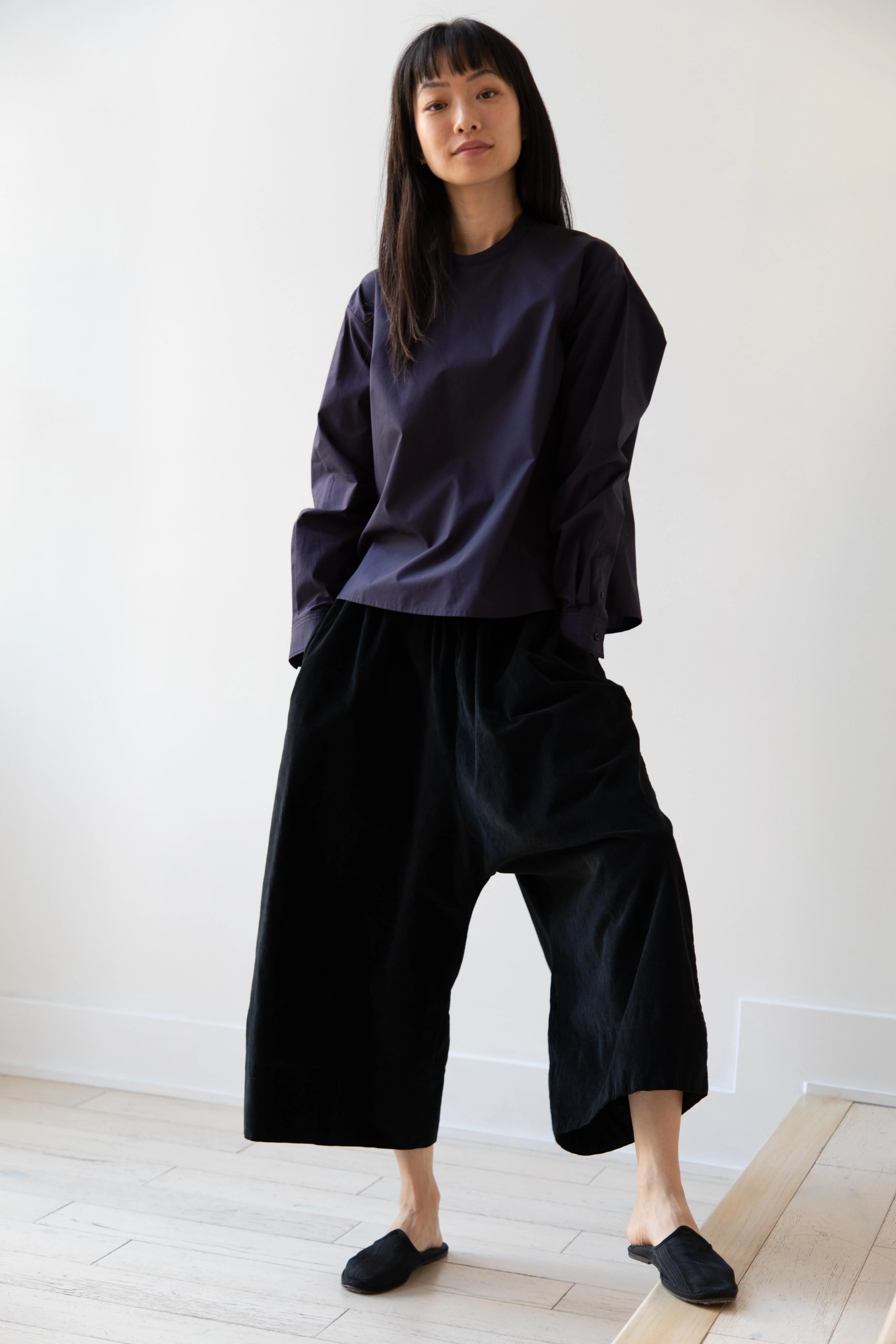 Album di Famiglia | Velvet Wide Trousers in Black - Image 13