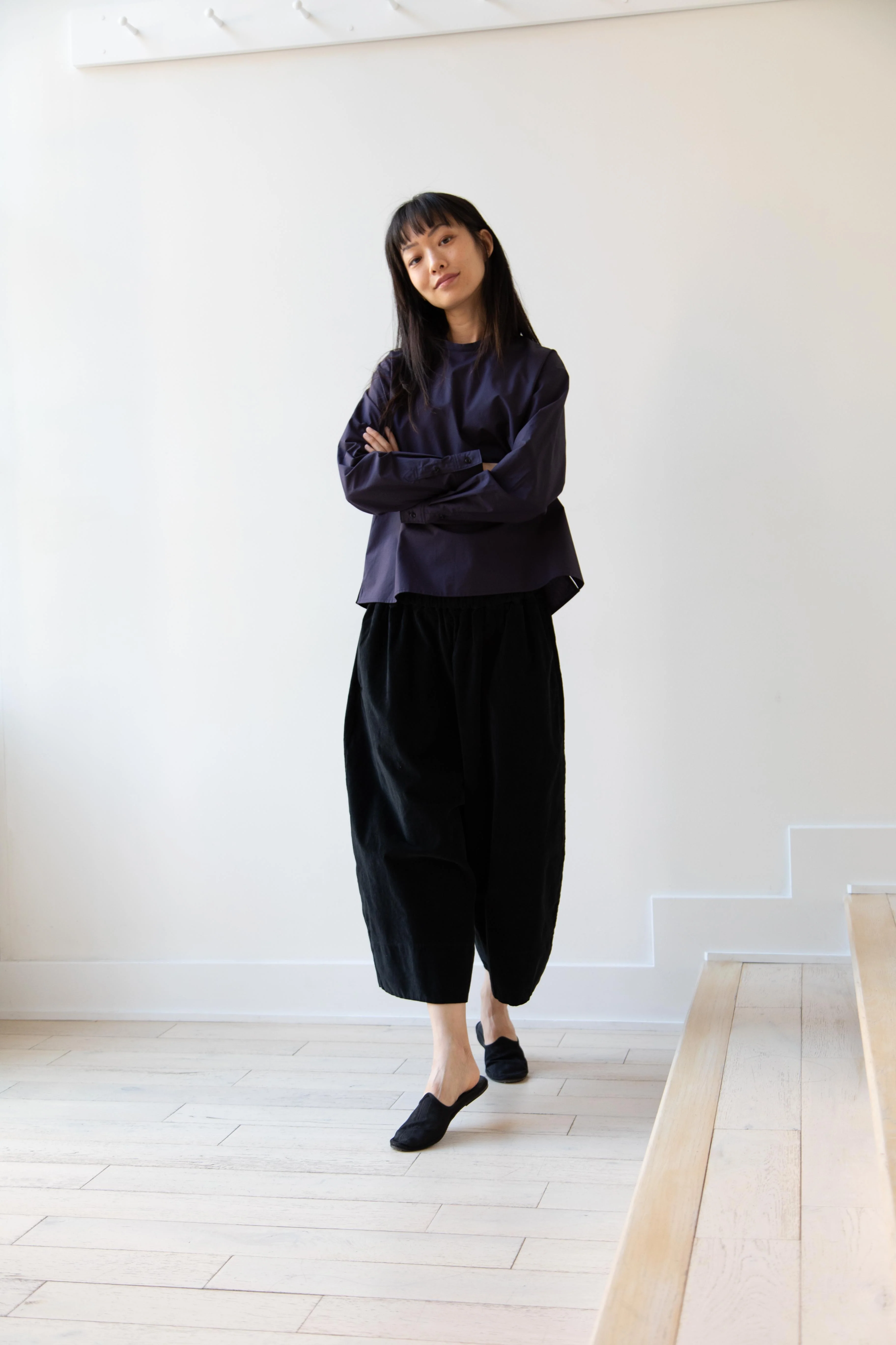 Album di Famiglia | Velvet Wide Trousers in Black - Image 17