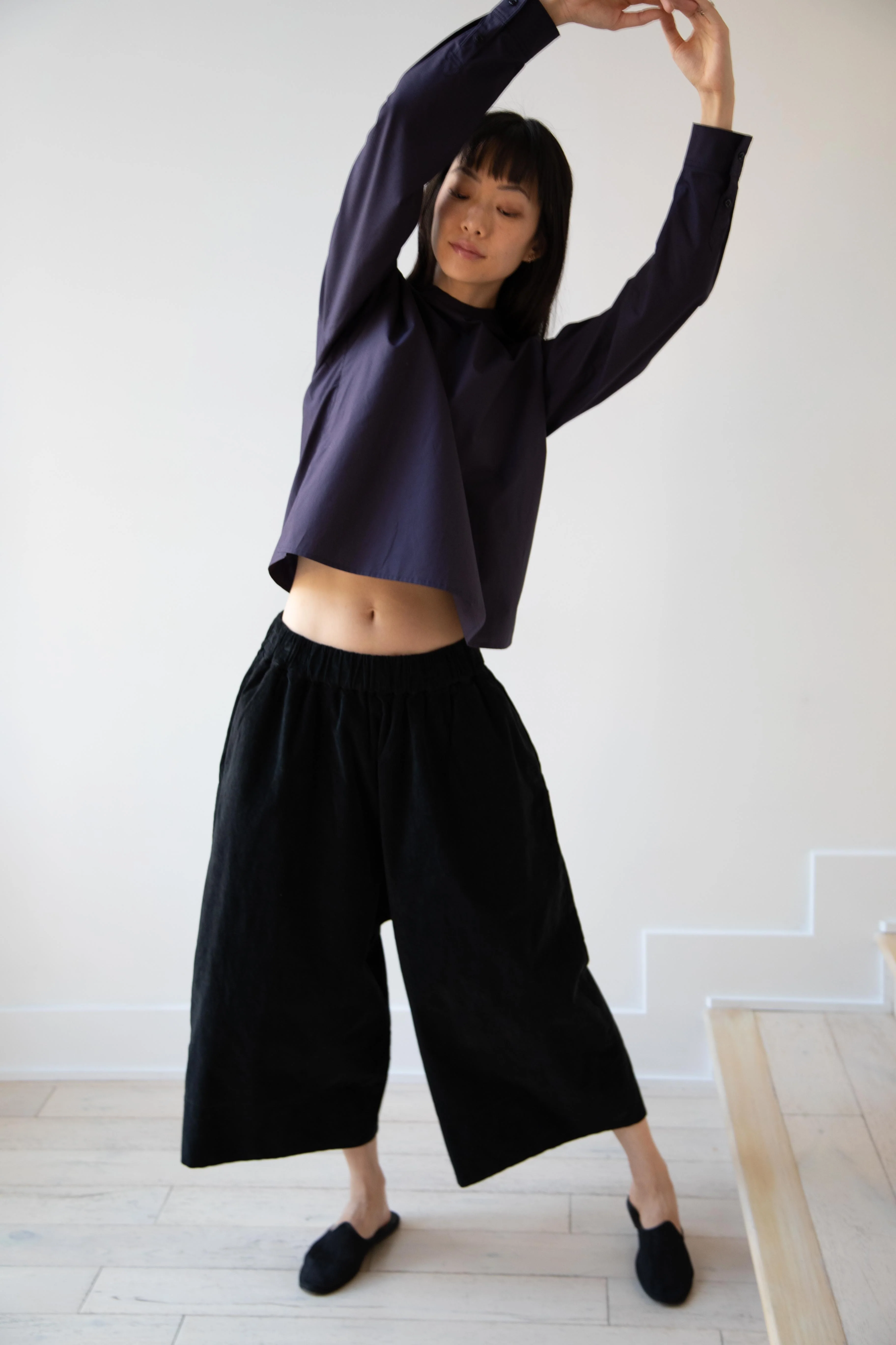 Album di Famiglia | Velvet Wide Trousers in Black - Image 22