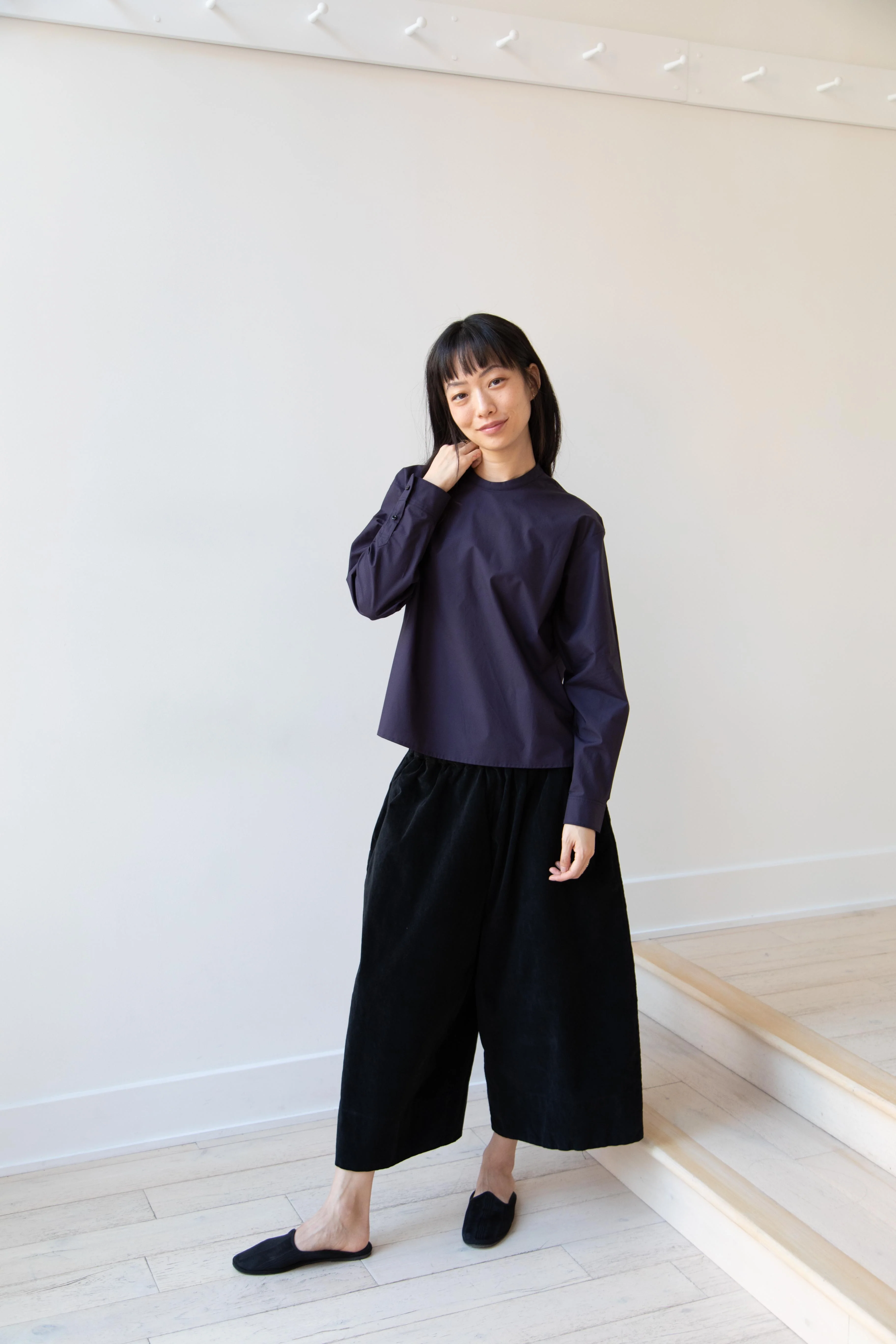 Album di Famiglia | Velvet Wide Trousers in Black - Image 3