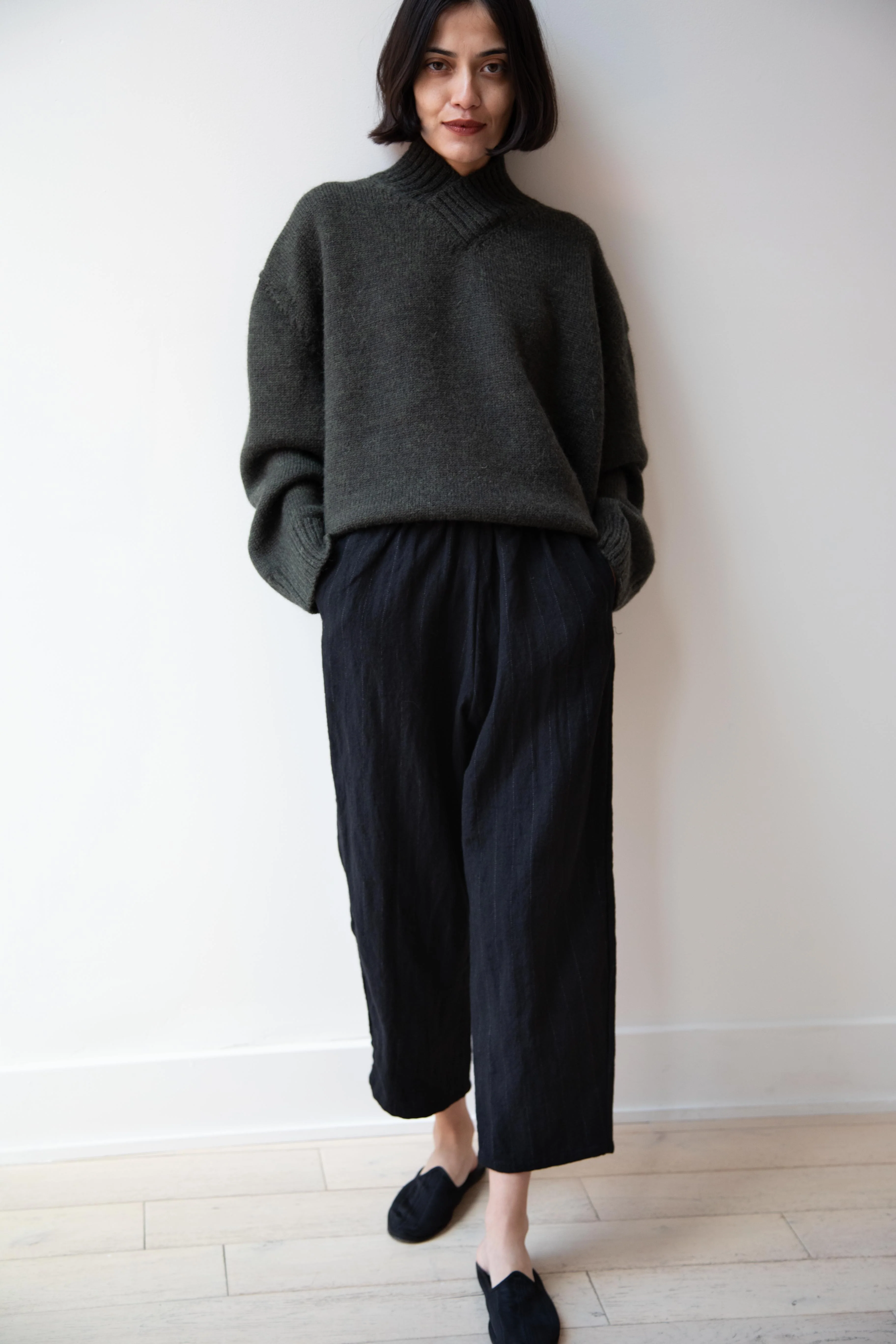 Apuntob | Pinstripe Wool Linen Trouser in Black - Image 5