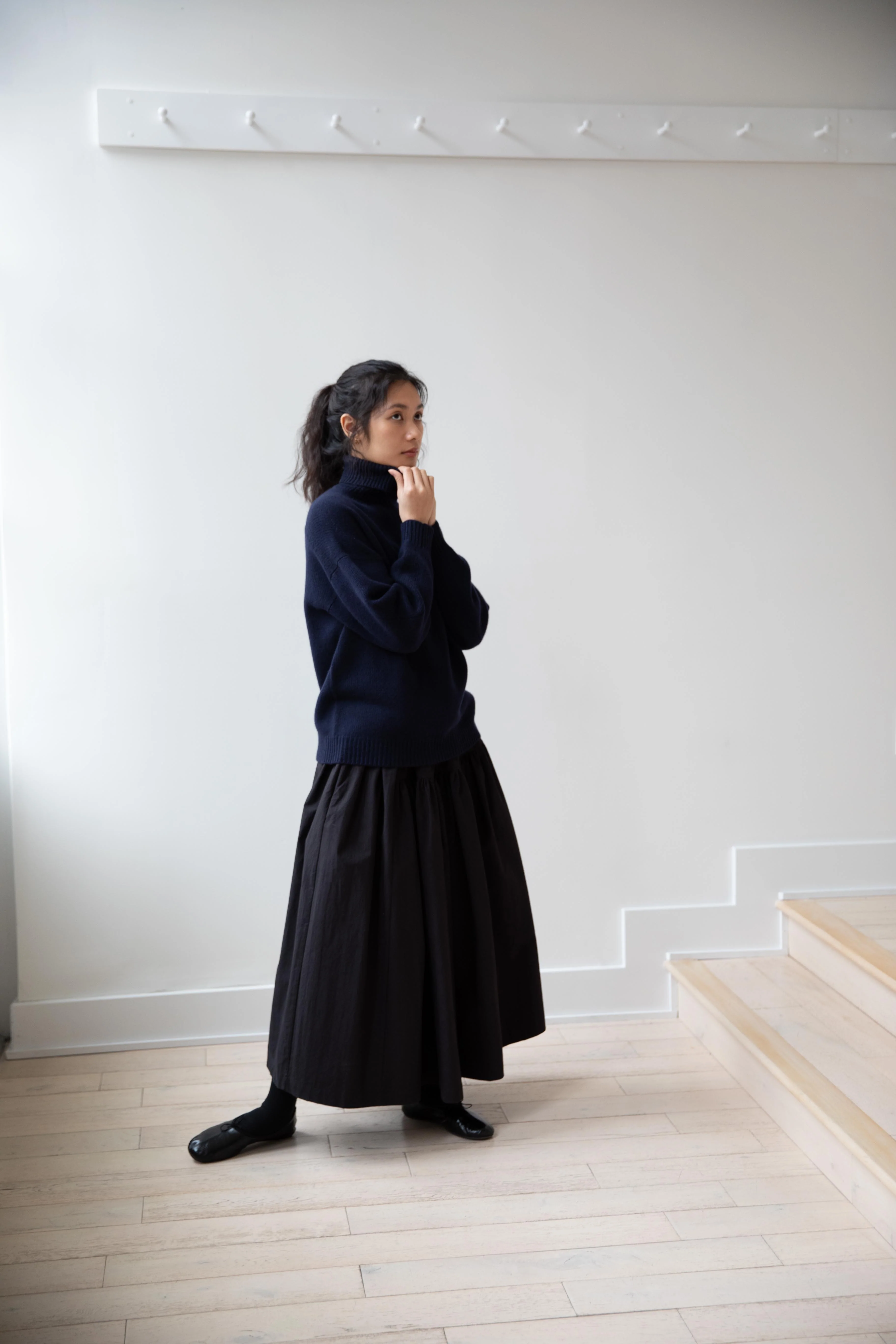 Arts & Science | Back Line Turtleneck Sweater in Navy - Image 16