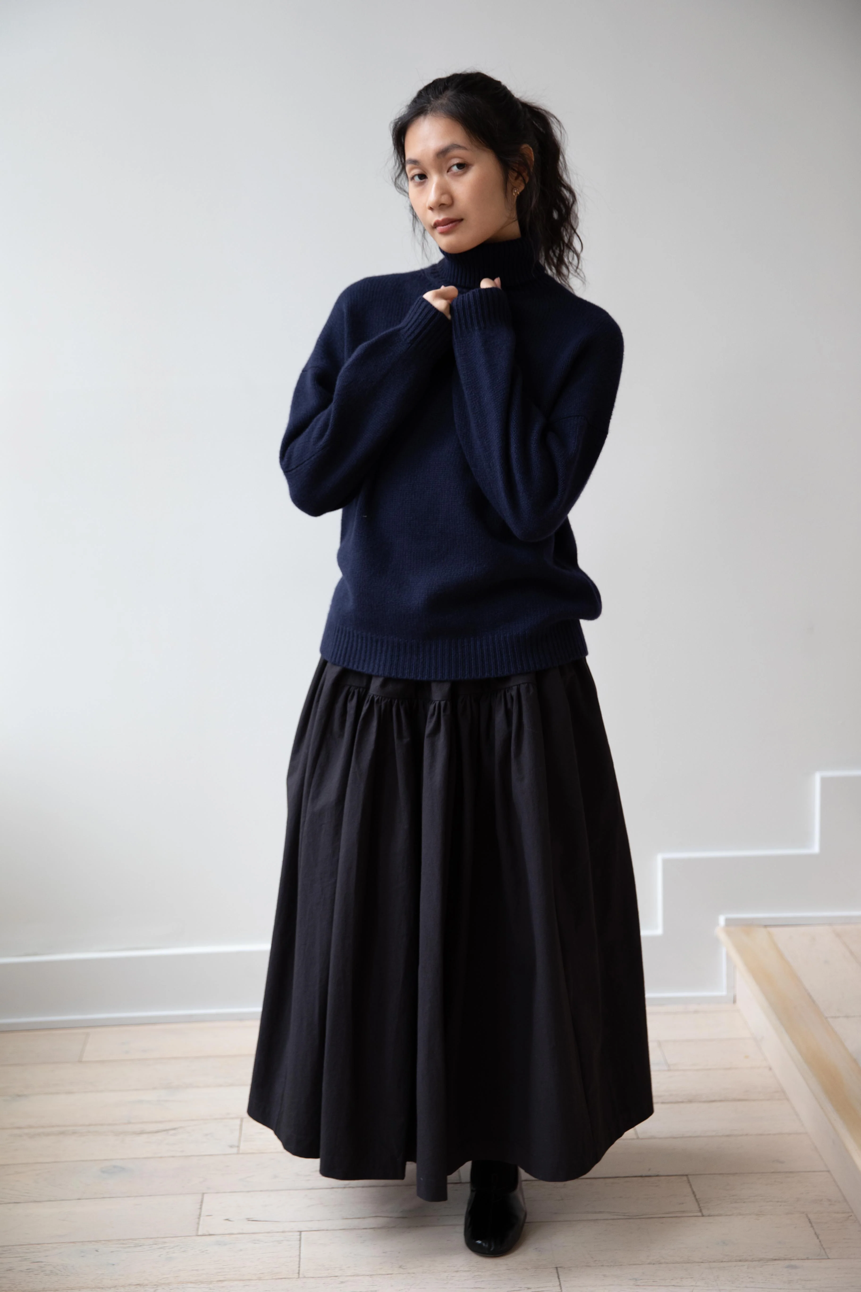 Arts & Science | Back Line Turtleneck Sweater in Navy - Image 19