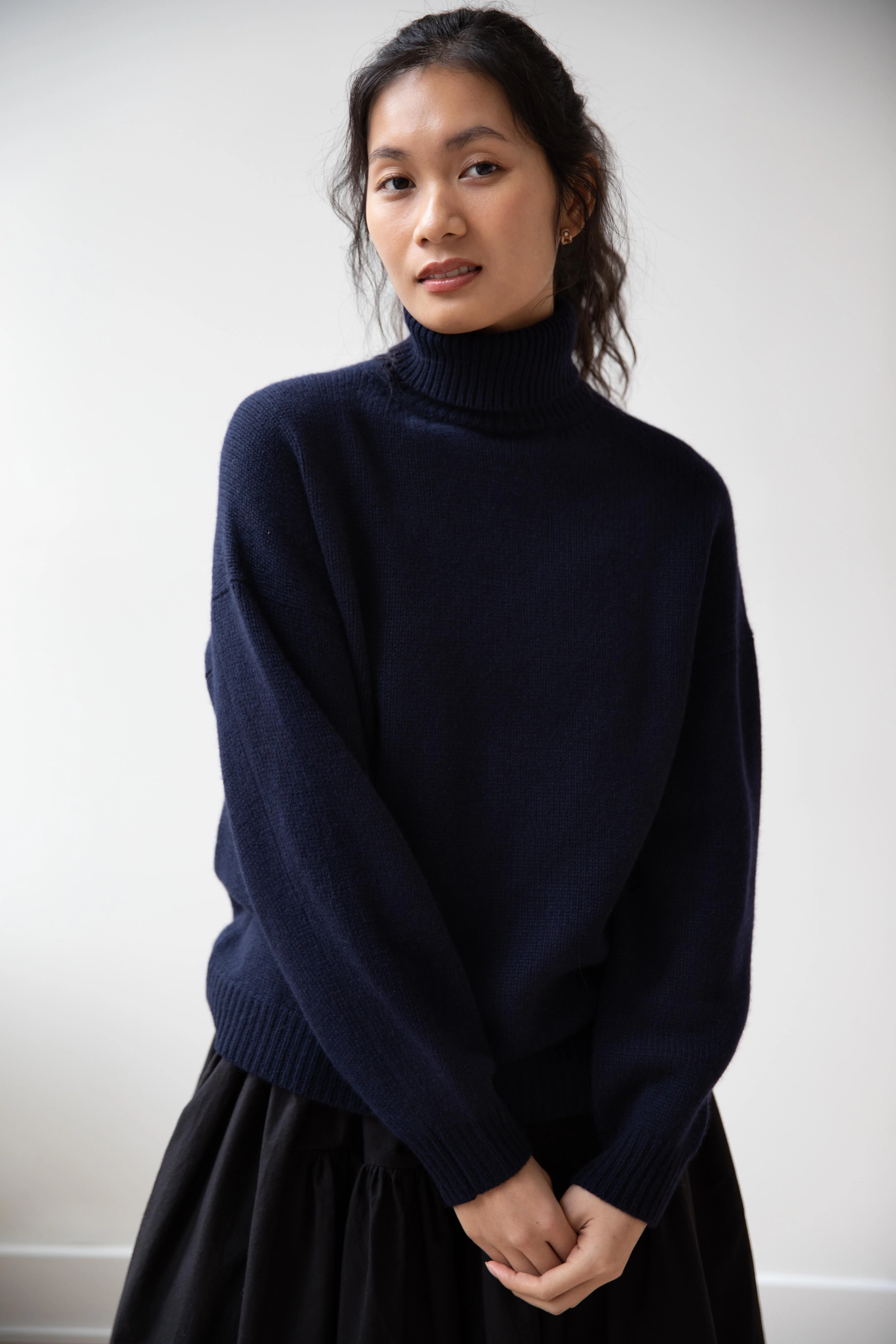 Arts & Science | Back Line Turtleneck Sweater in Navy - Image 8