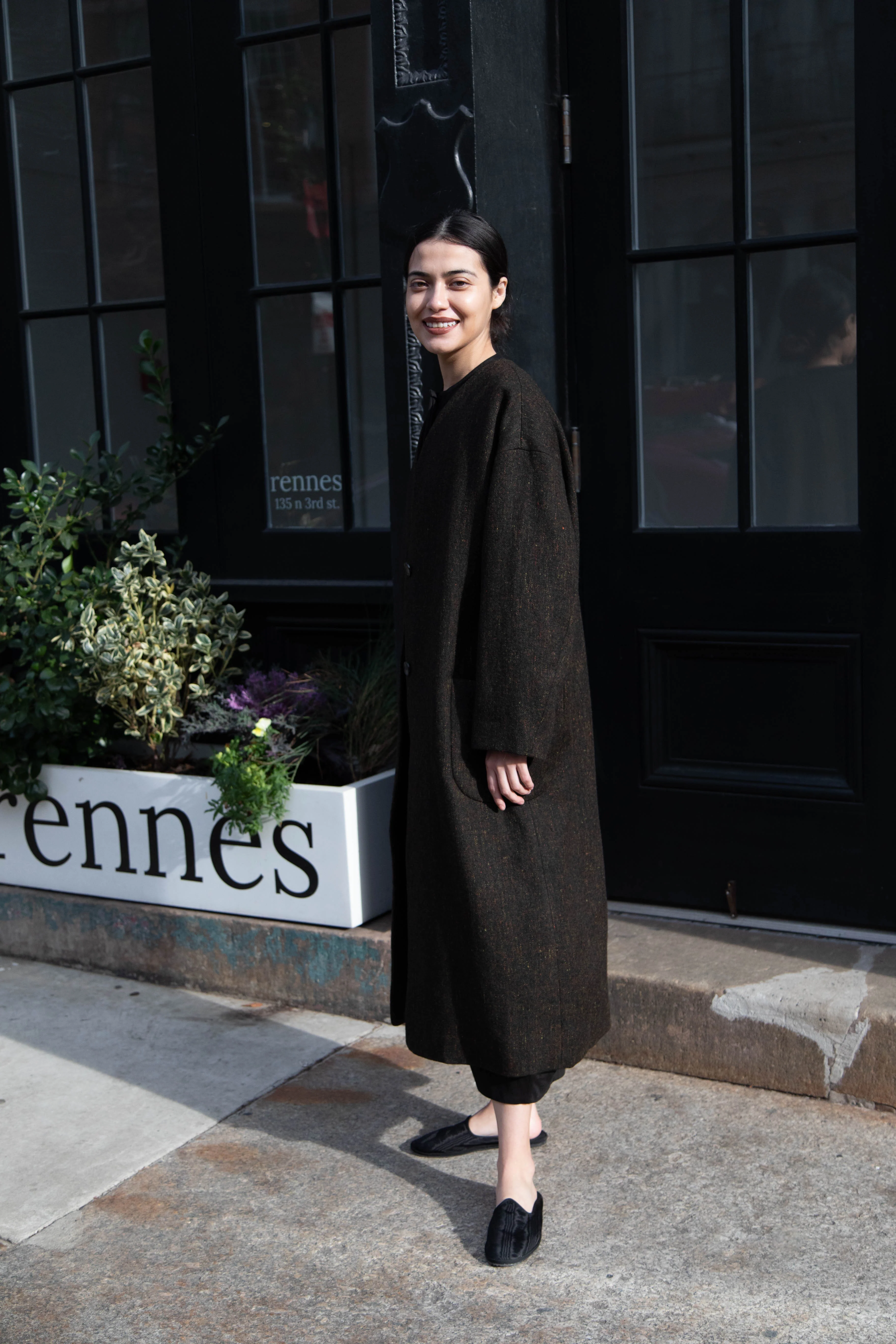 Arts & Science Tweed V-Neck Long Coat in Moss - Image 12