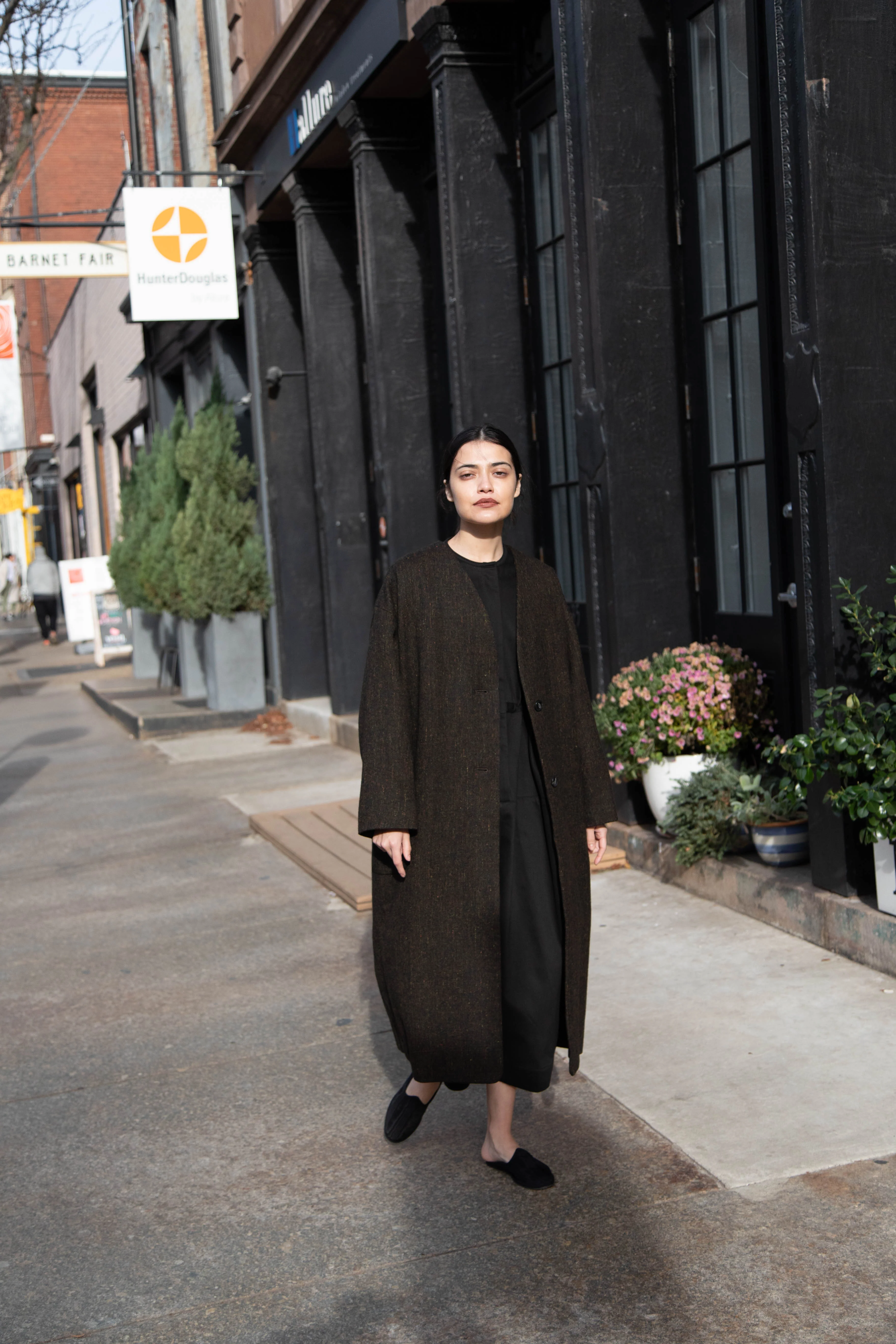 Arts & Science Tweed V-Neck Long Coat in Moss - Image 15