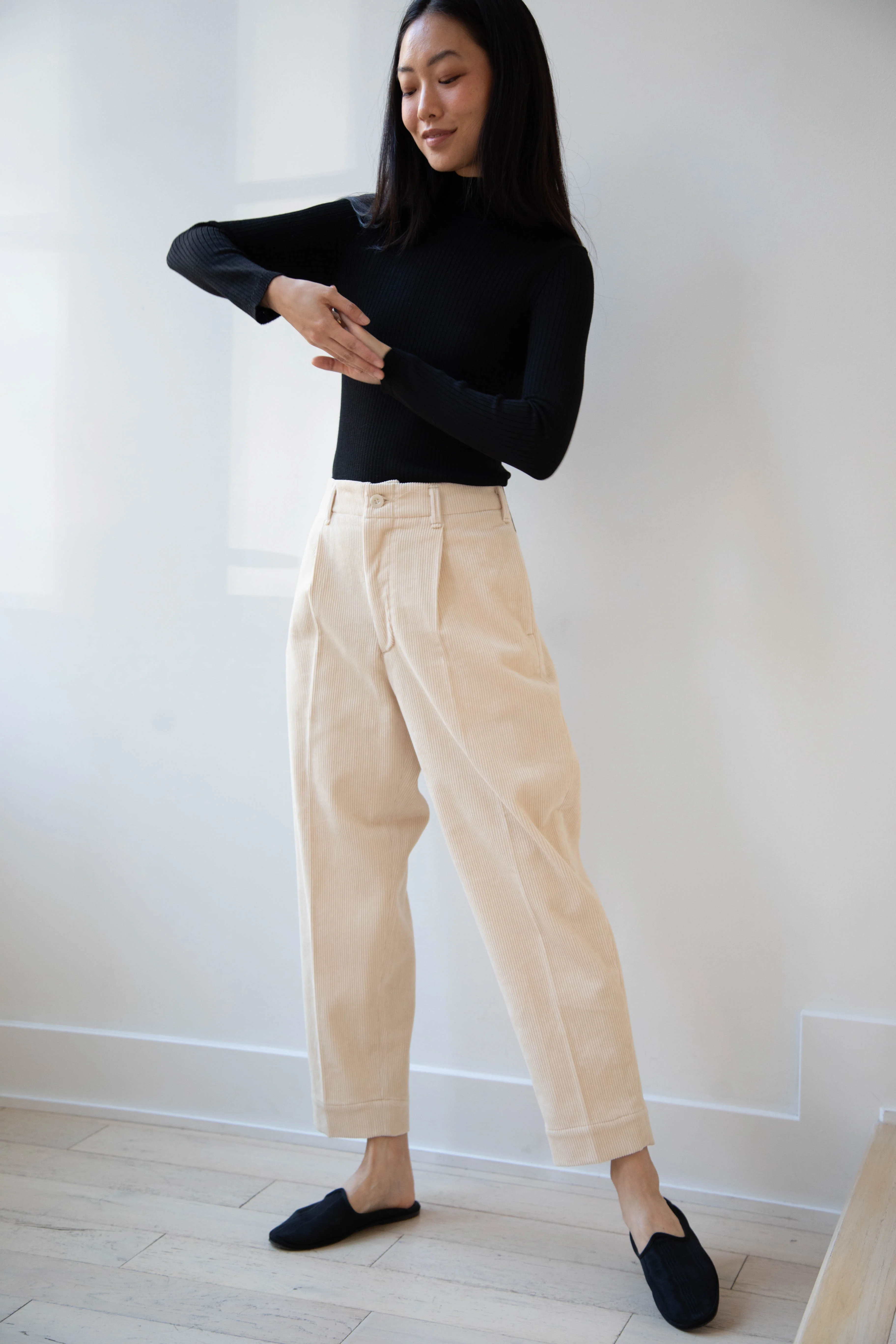 Aseedonclöud | HW Corduroy Slacks in Off White - Image 15