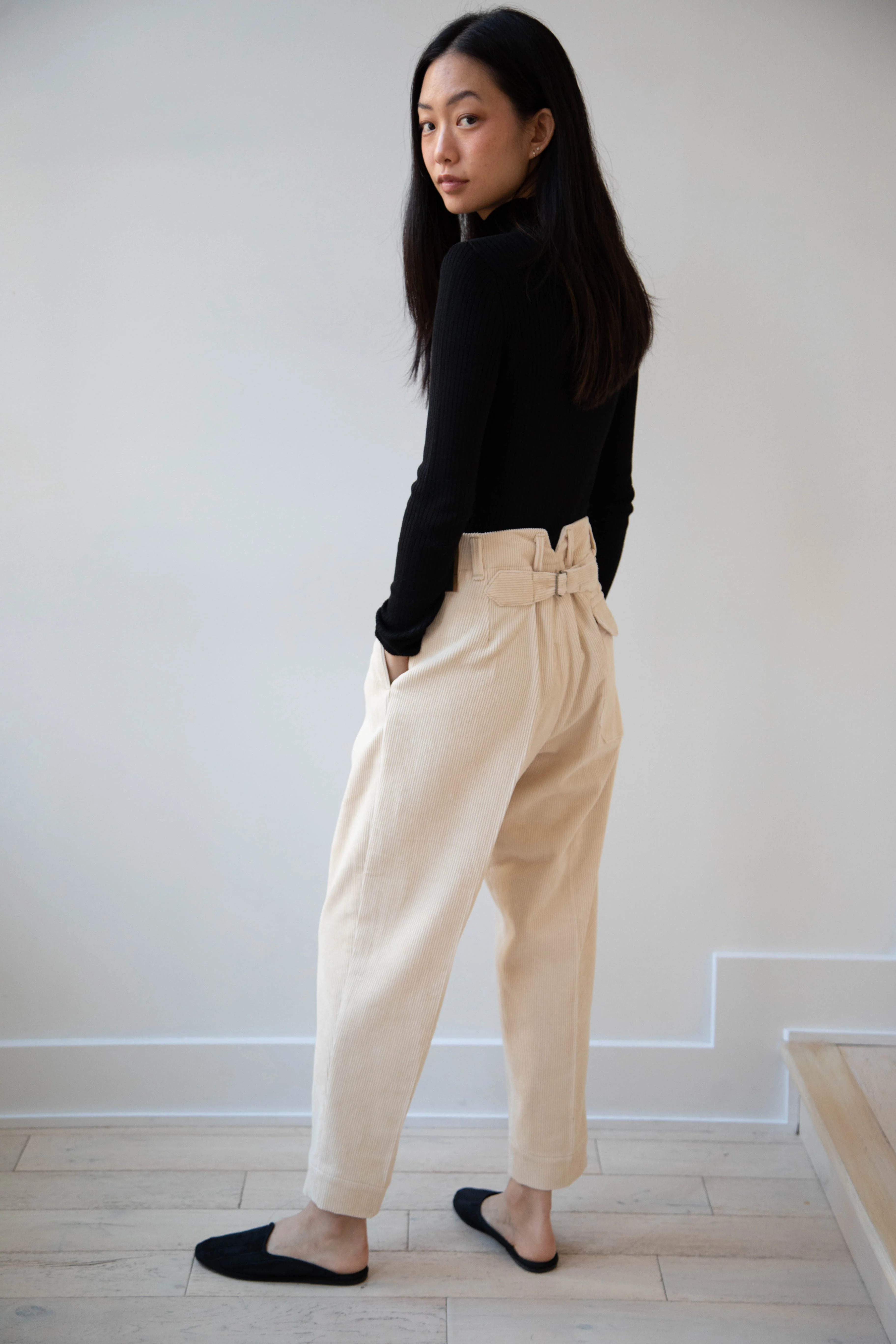 Aseedonclöud | HW Corduroy Slacks in Off White - Image 33