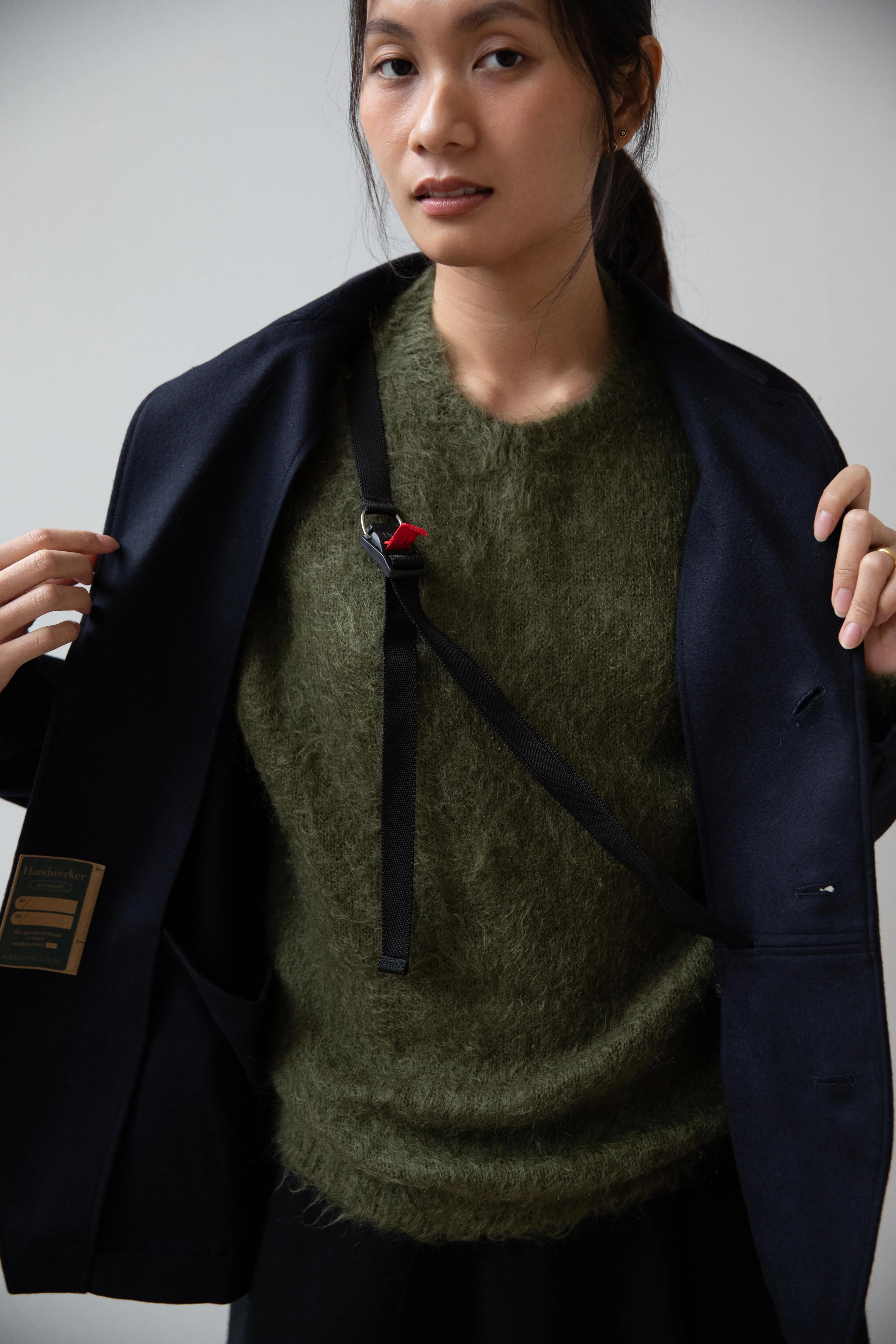 Aseedonclöud | HW Handsfree Jacket in Navy - Image 18