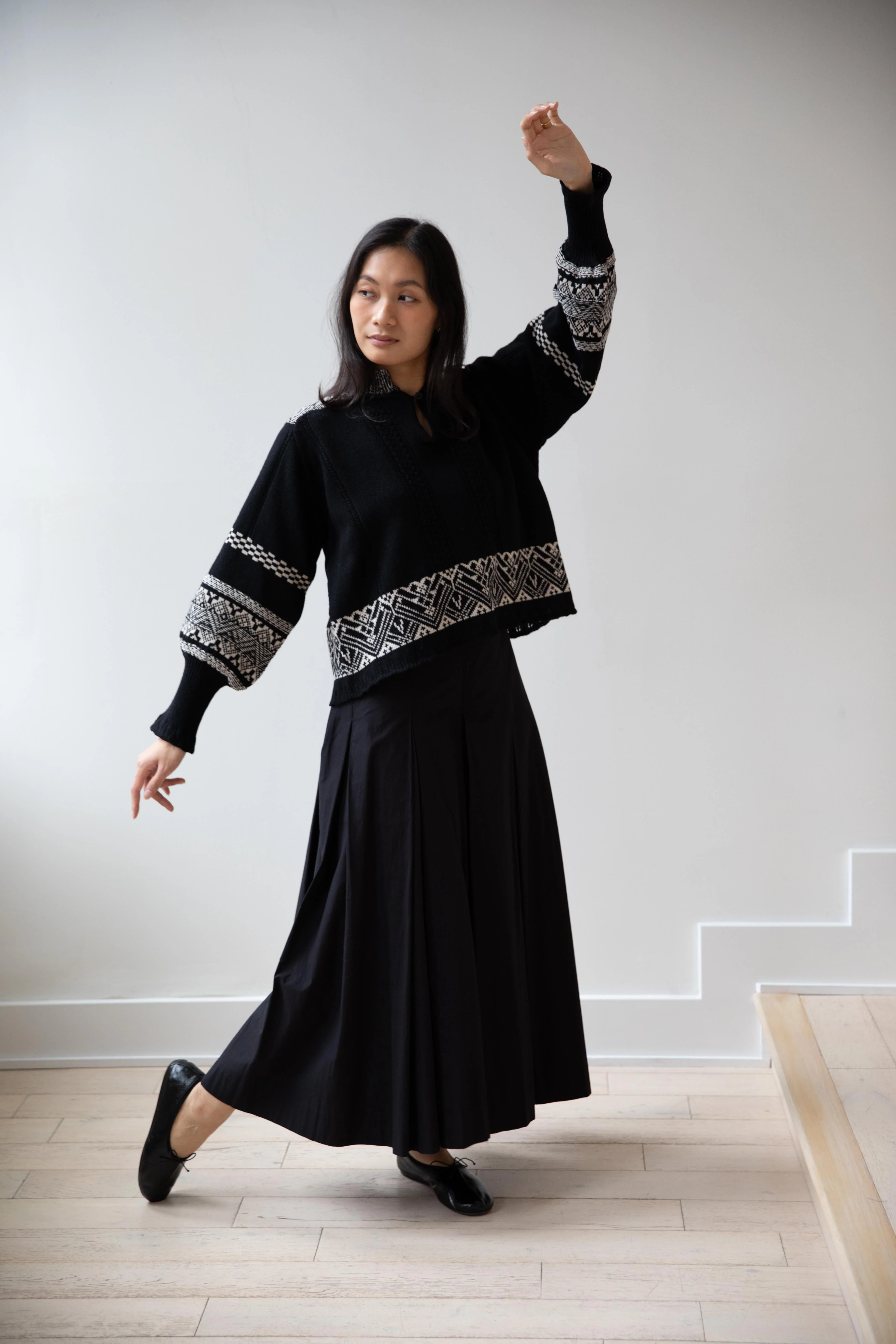 Aseedonclöud | Seiyakou Jacquard Sweater Blouse in Black - Image 10