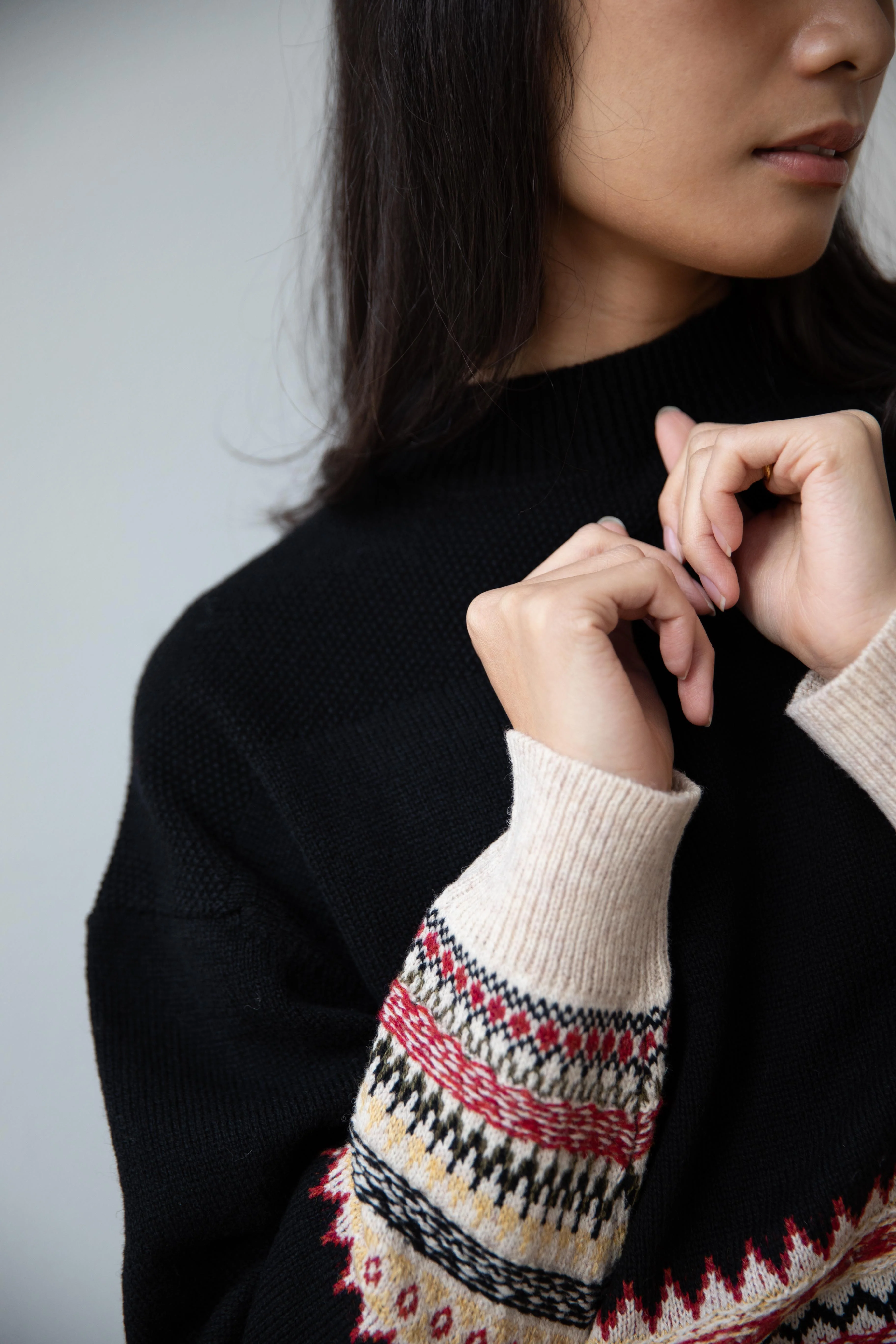 Aseedonclöud | Seiyakou Jacquard Pull Over in Black - Image 15
