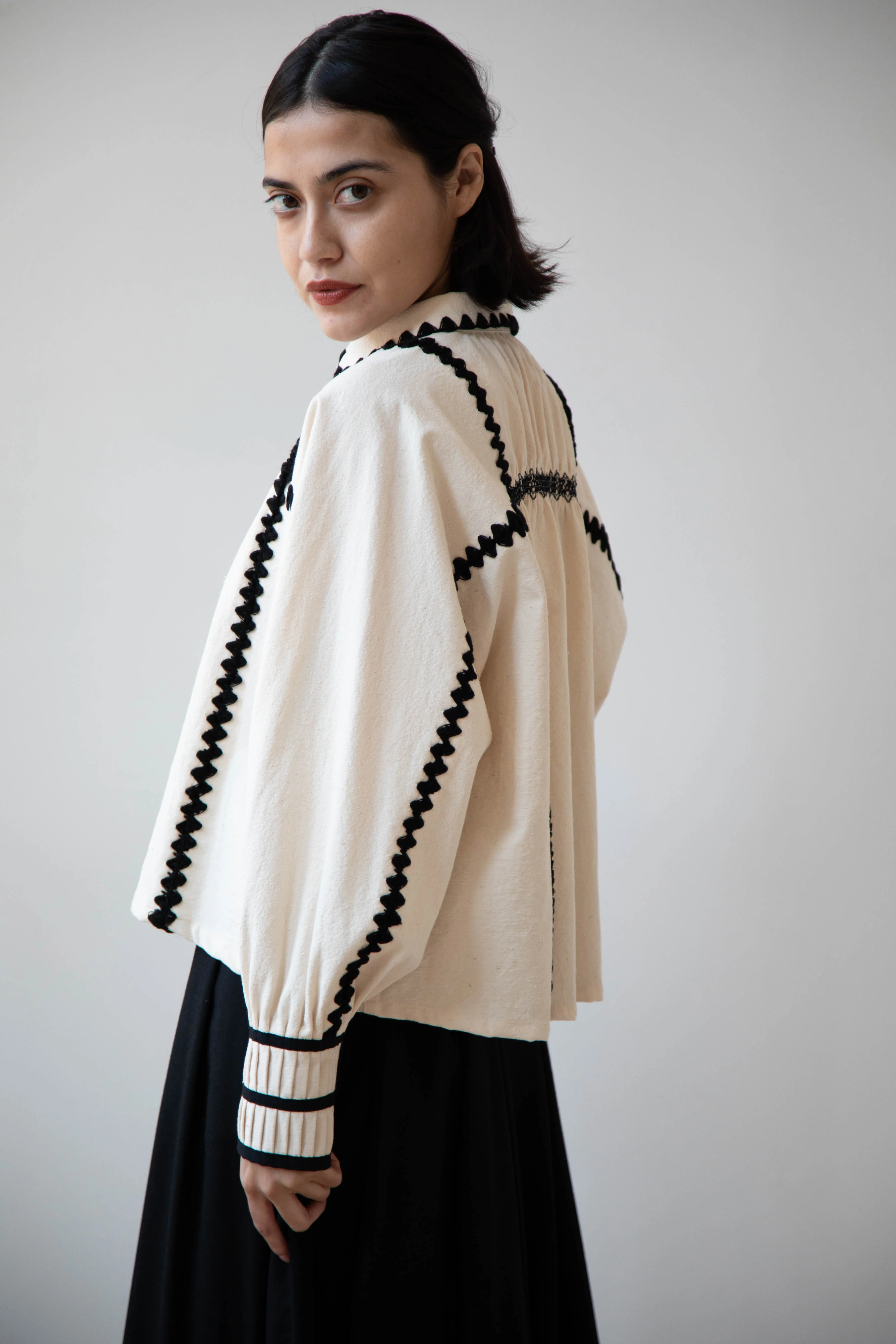 Aseedonclöud | Shepherd Blouse in Off White - Image 22