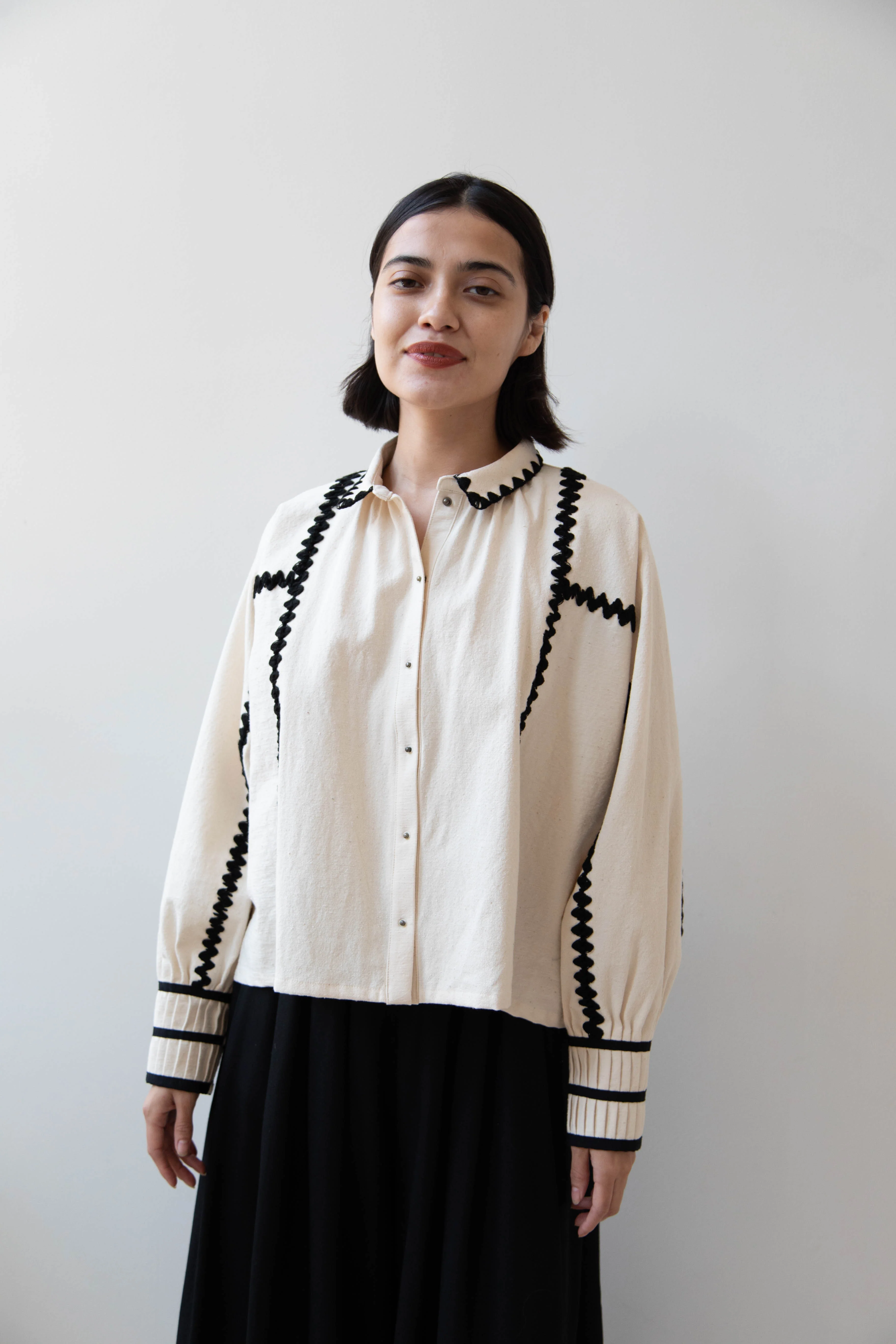 Aseedonclöud | Shepherd Blouse in Off White - Image 27