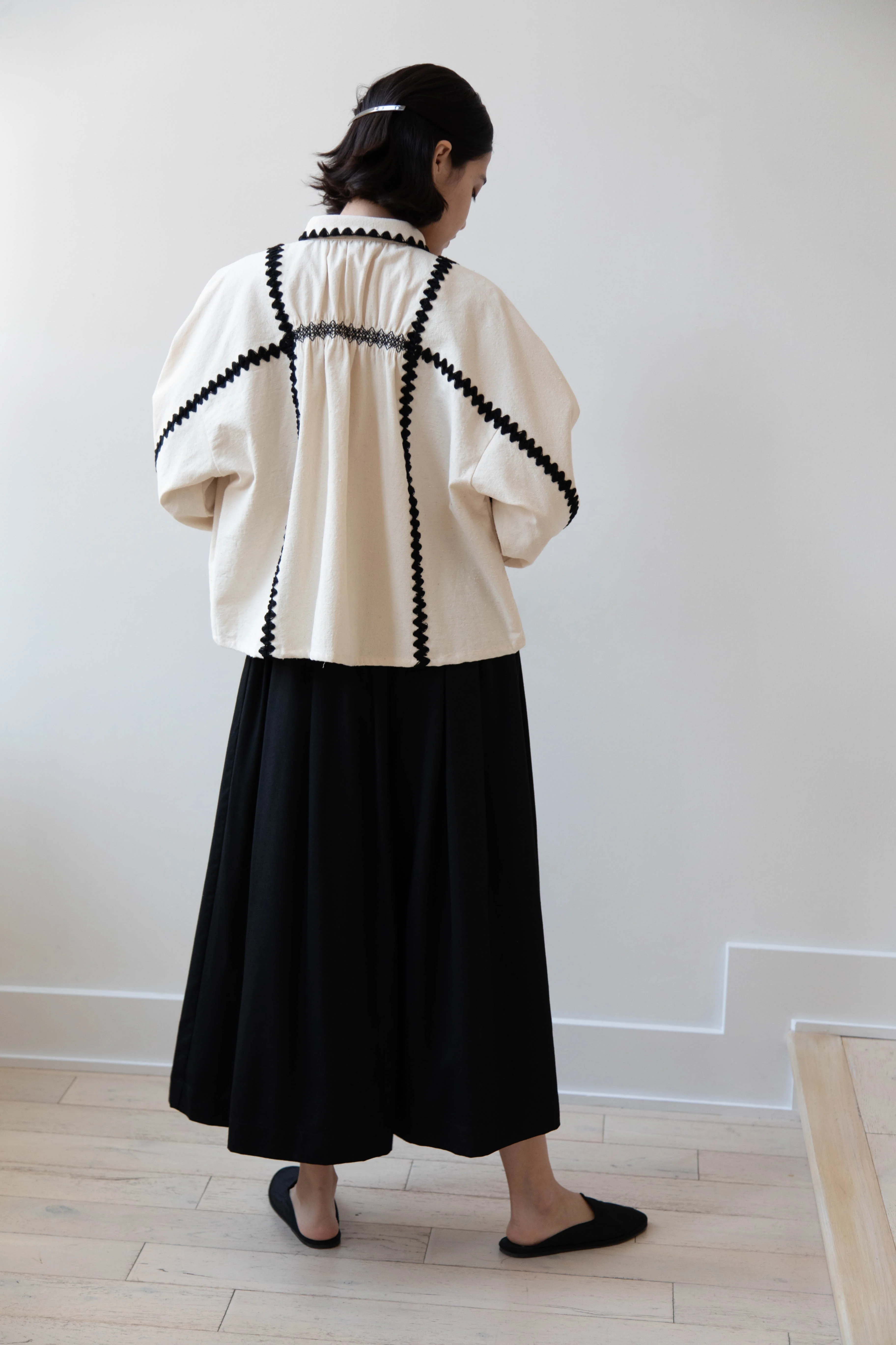 Aseedonclöud | Shepherd Blouse in Off White - Image 30