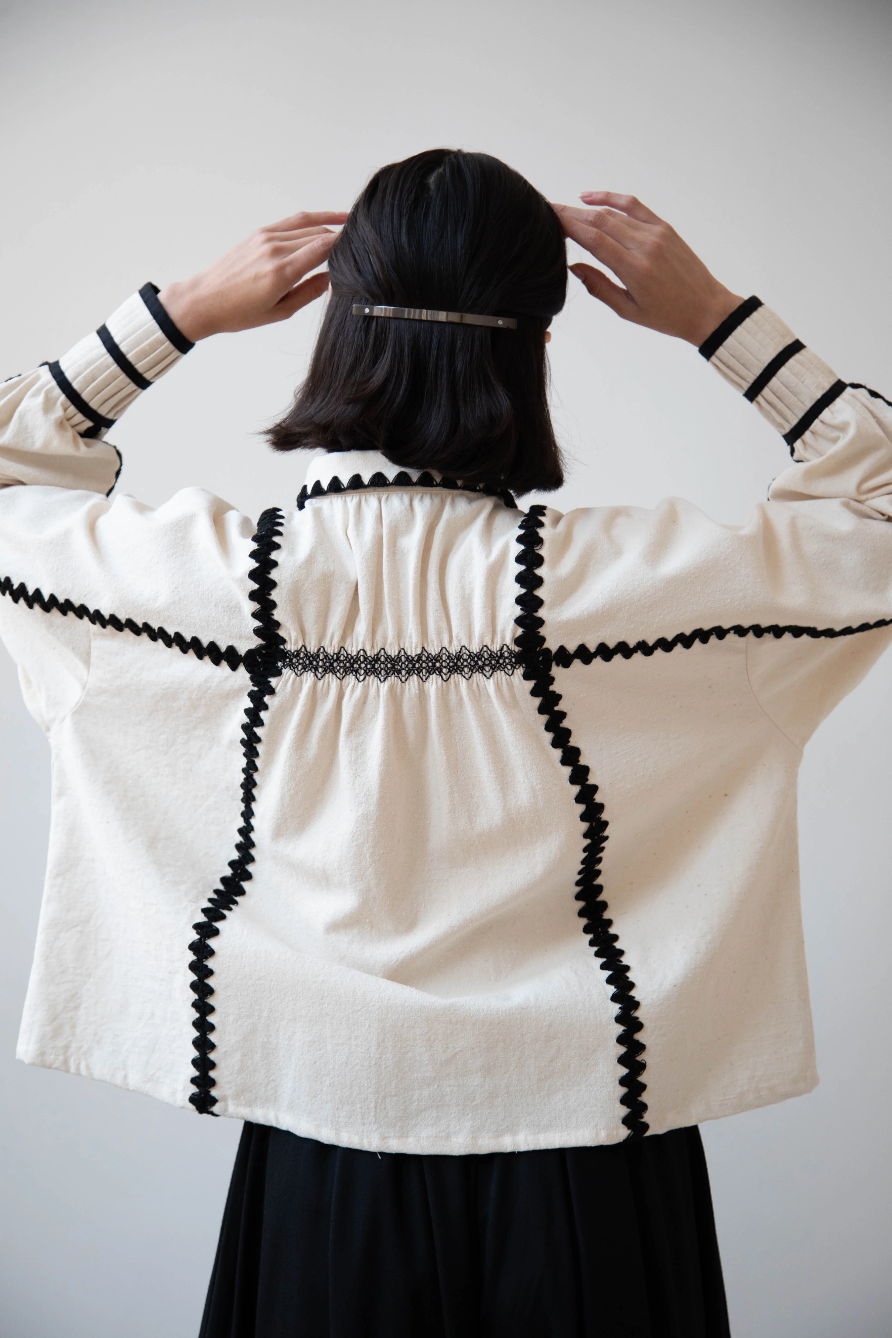 Aseedonclöud | Shepherd Blouse in Off White - Image 32