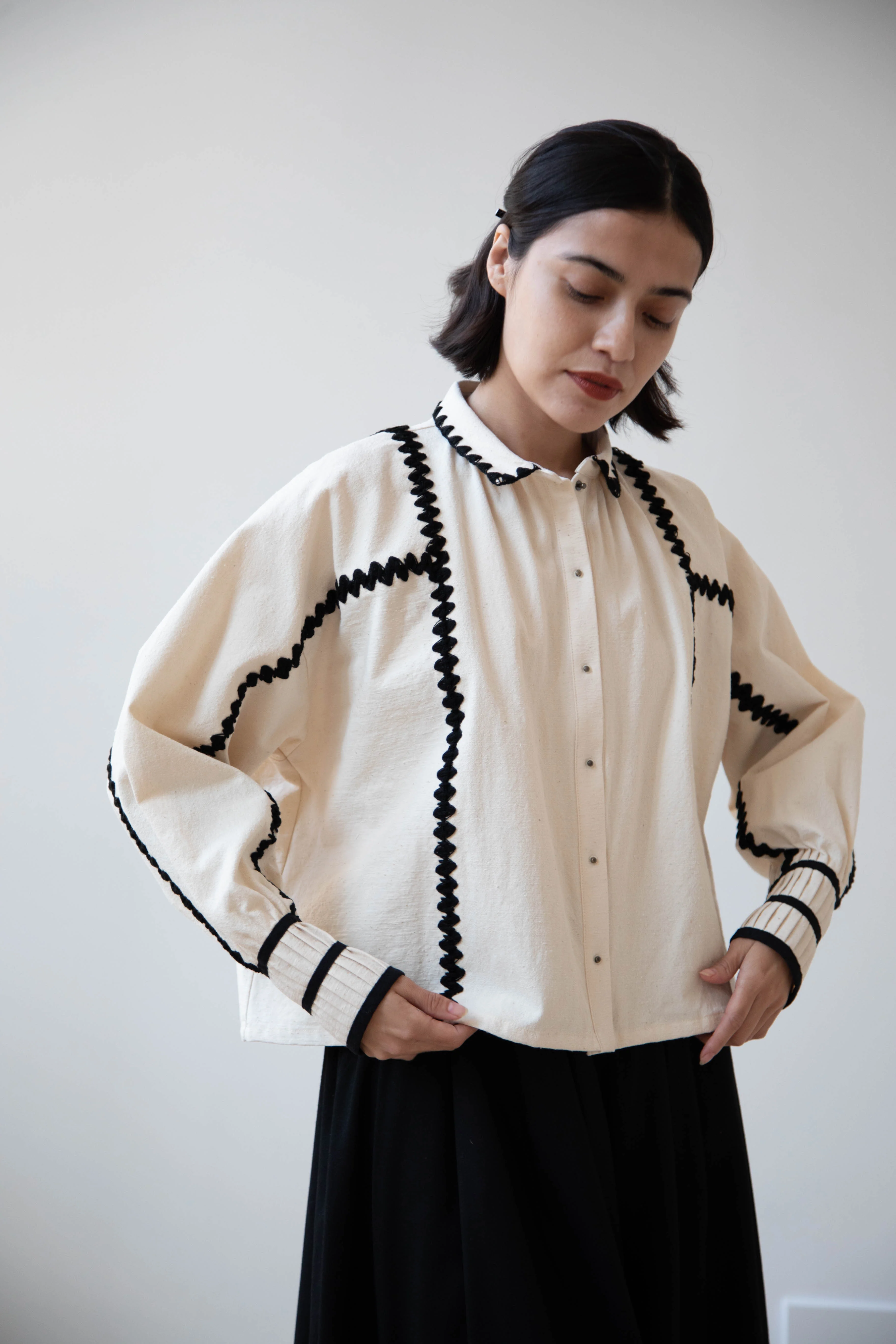Aseedonclöud | Shepherd Blouse in Off White - Image 34