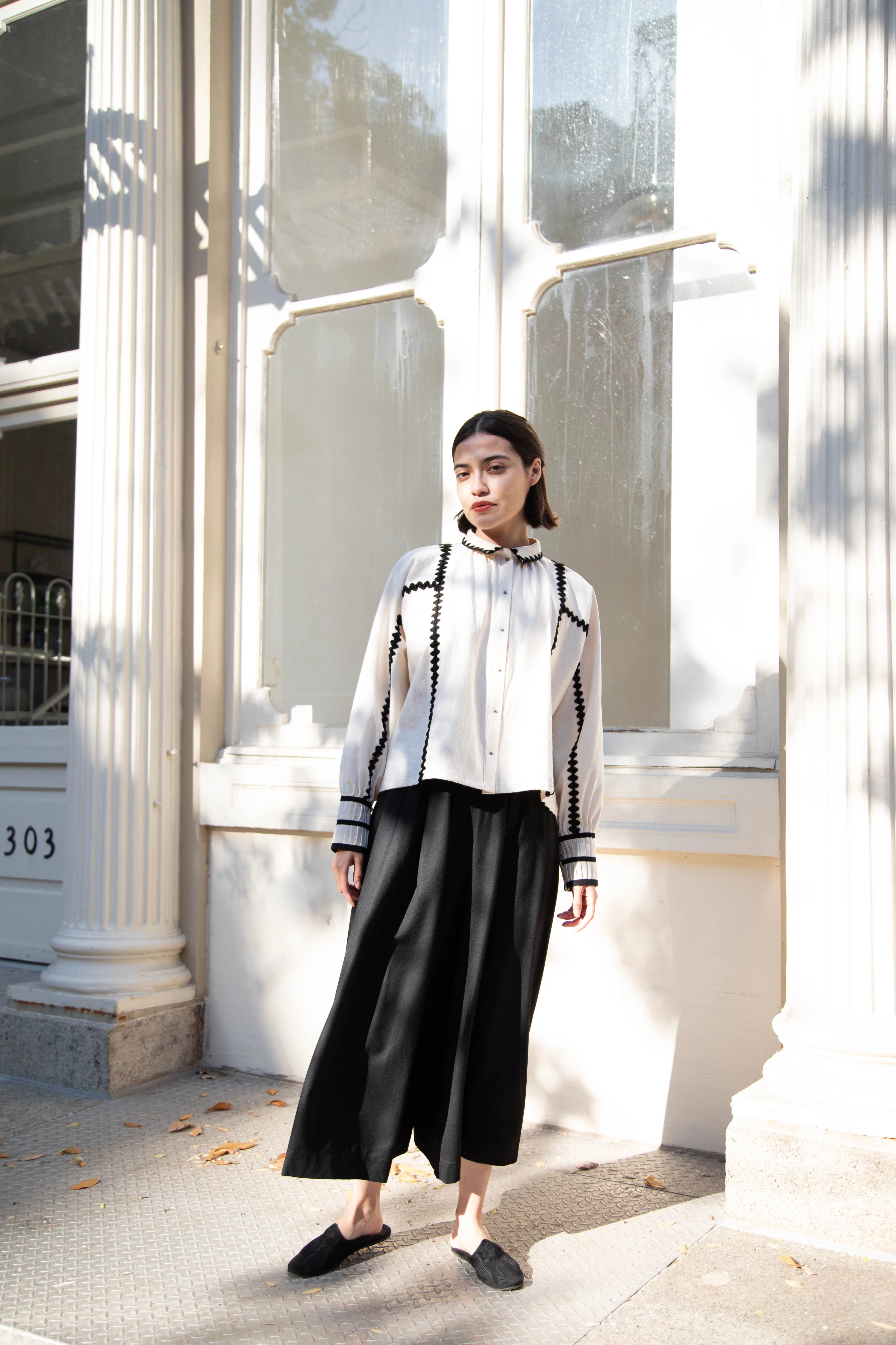 Aseedonclöud | Shepherd Blouse in Off White - Image 39