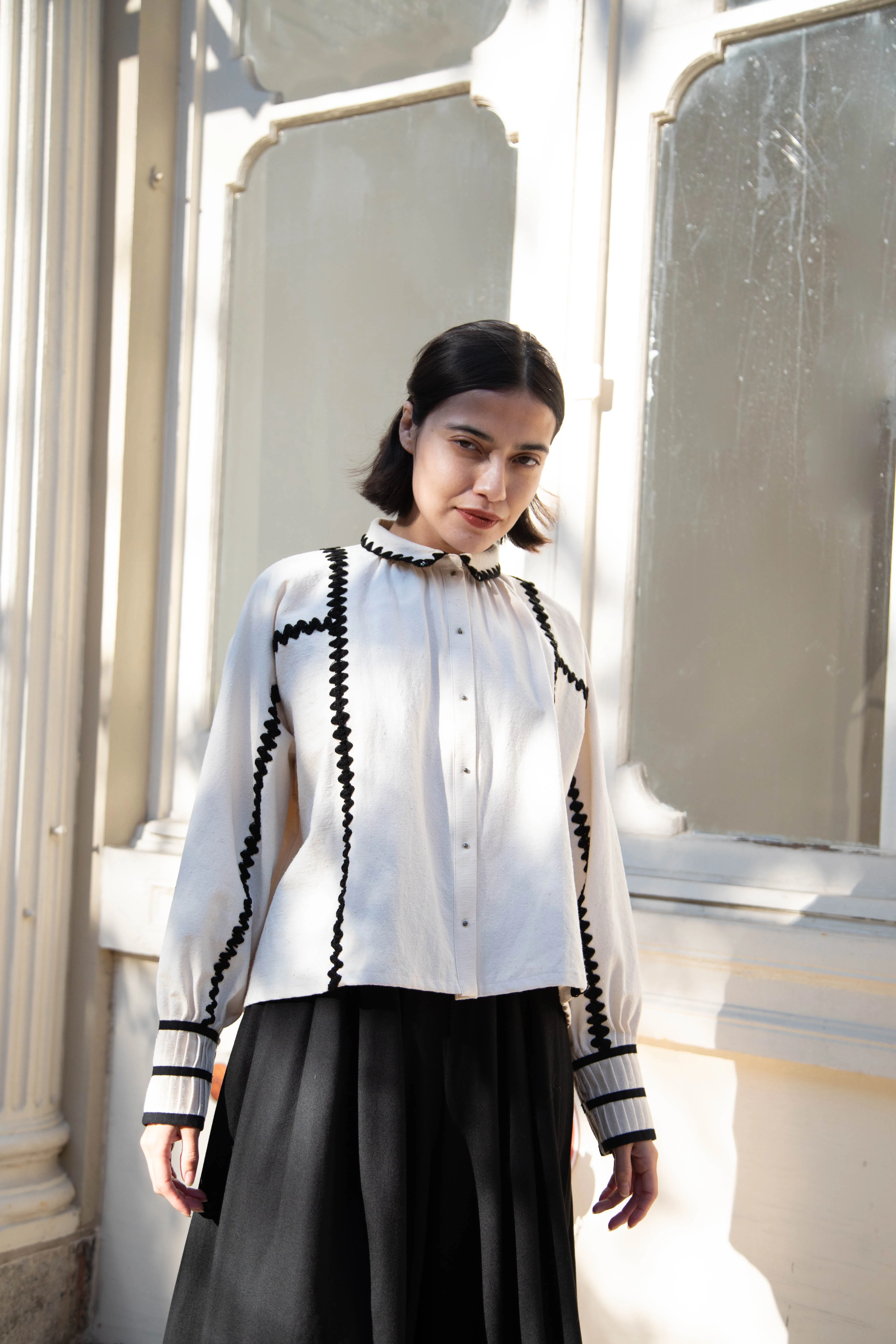 Aseedonclöud | Shepherd Blouse in Off White - Image 44