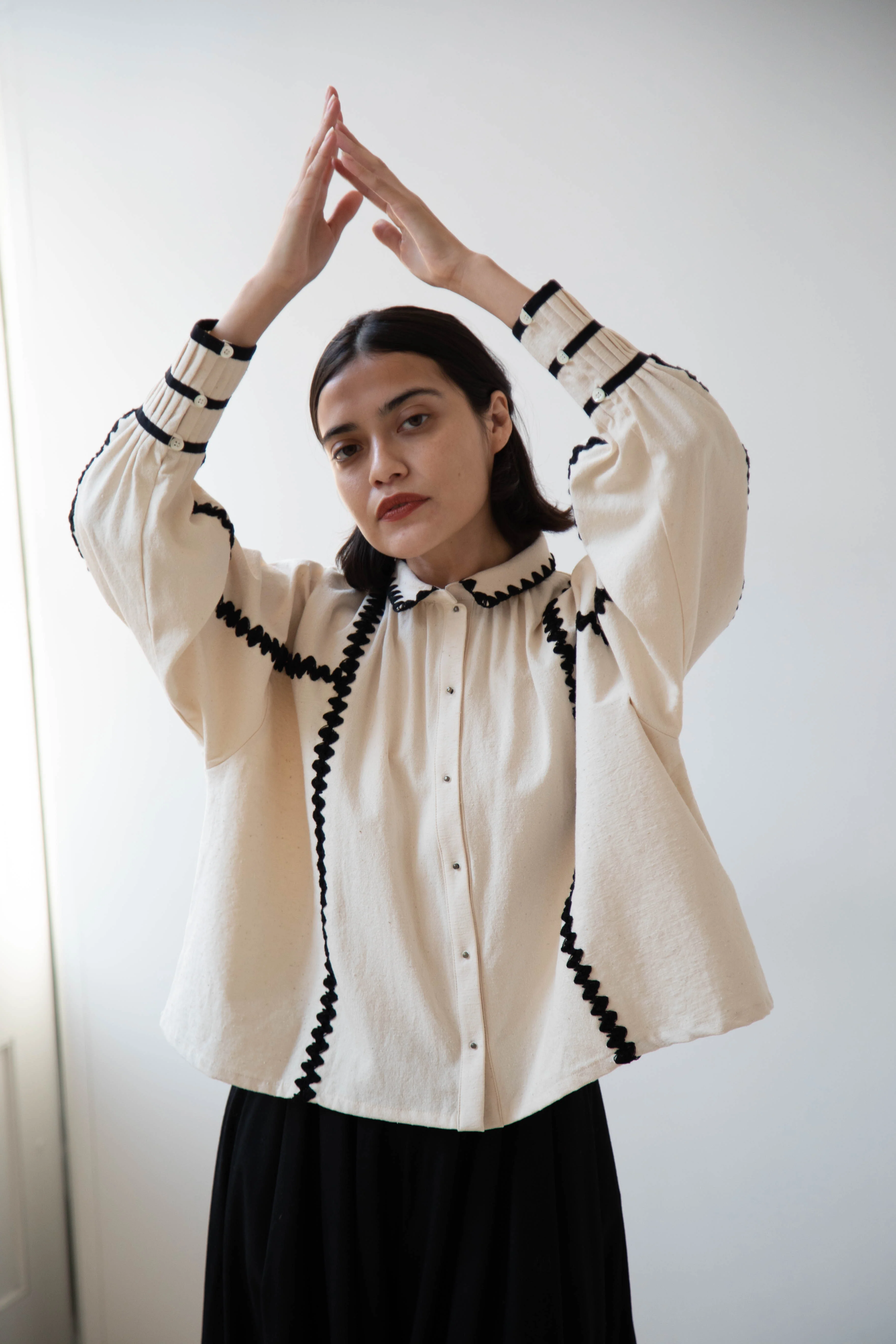 Aseedonclöud | Shepherd Blouse in Off White - Image 54