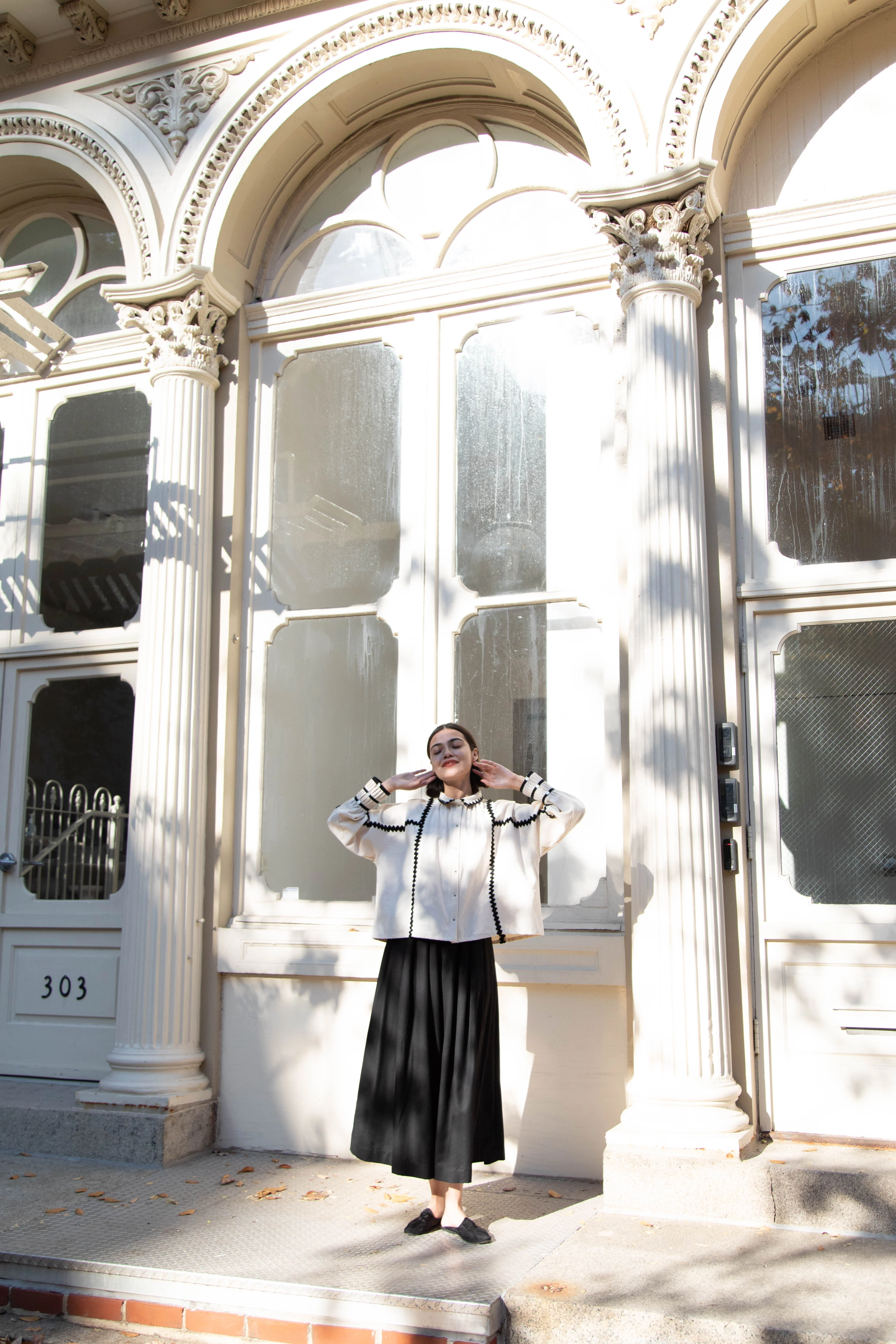 Aseedonclöud | Shepherd Blouse in Off White - Image 63
