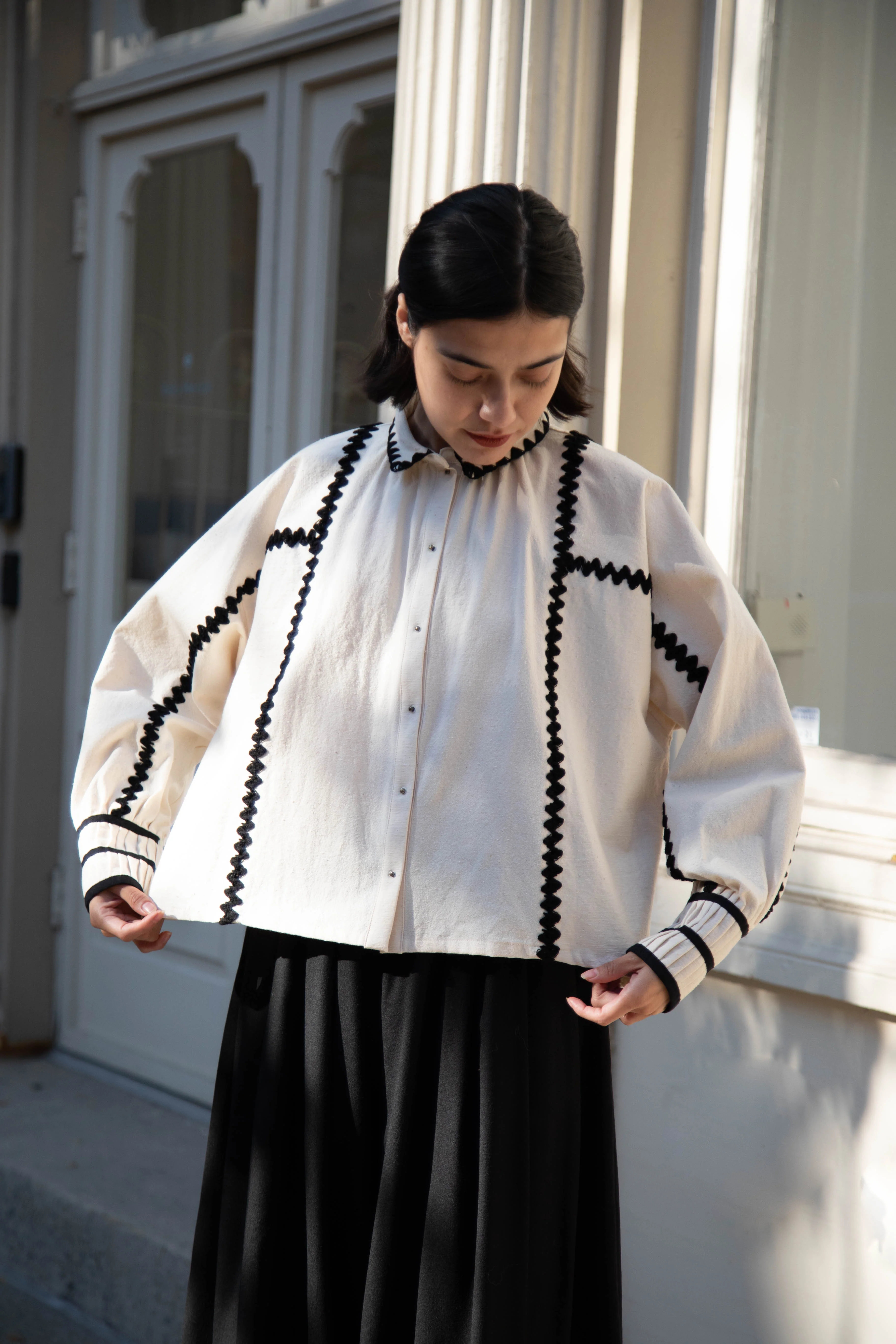 Aseedonclöud | Shepherd Blouse in Off White - Image 65