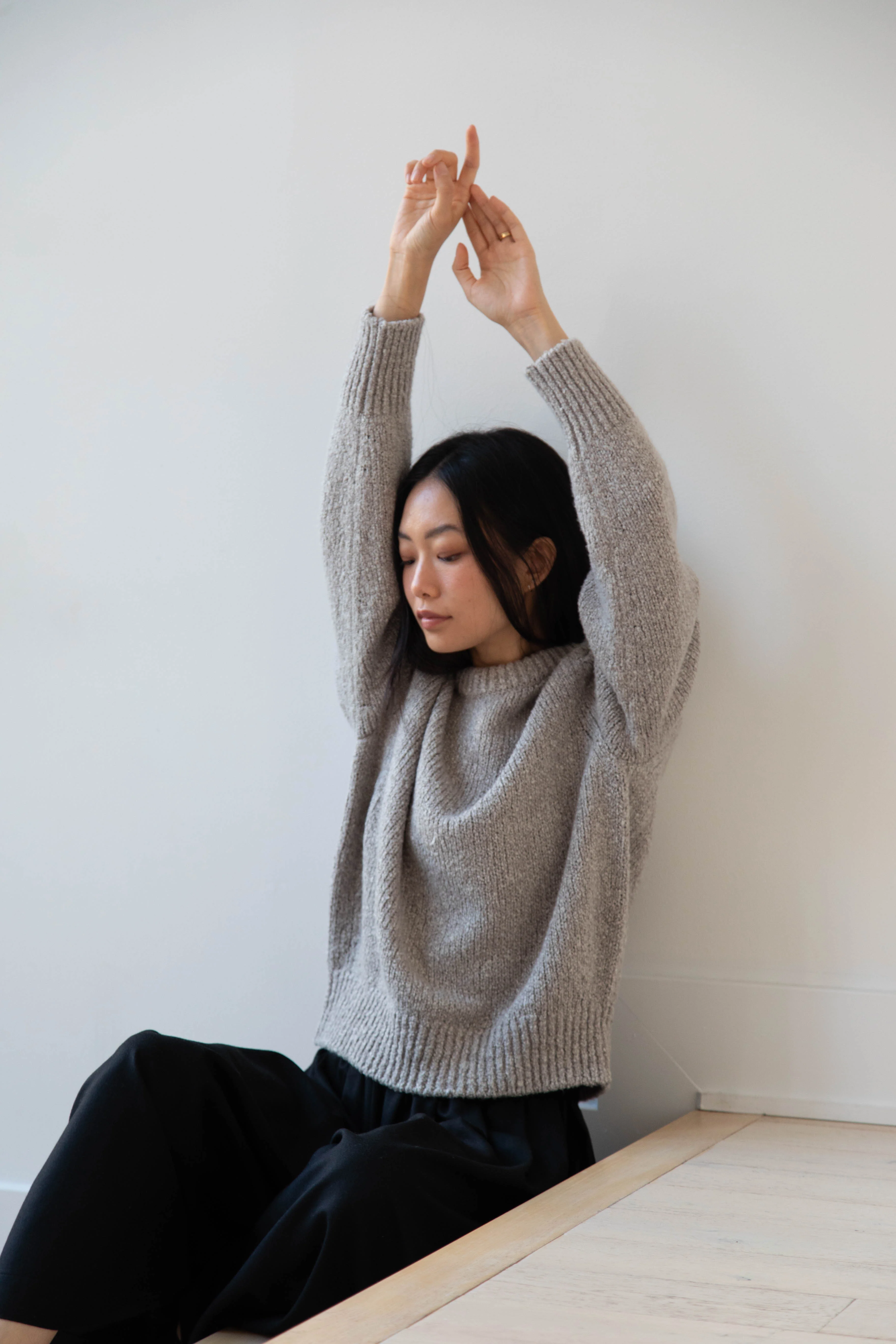 Aton | Crewneck Sweater in Greige Wool silk - Image 5