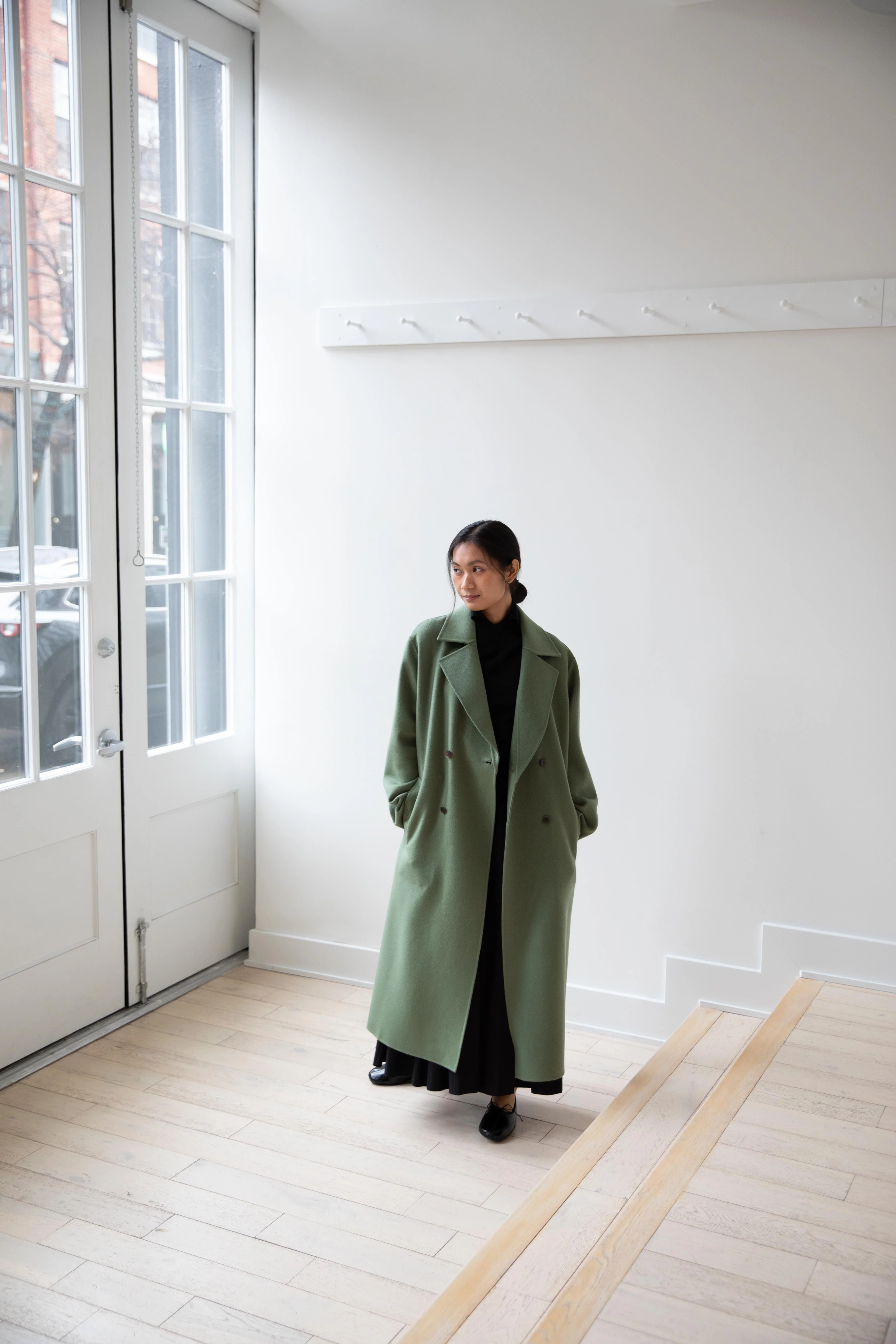 Auralee | Cashmere Melton Handsewn Coat in Olive - Image 3