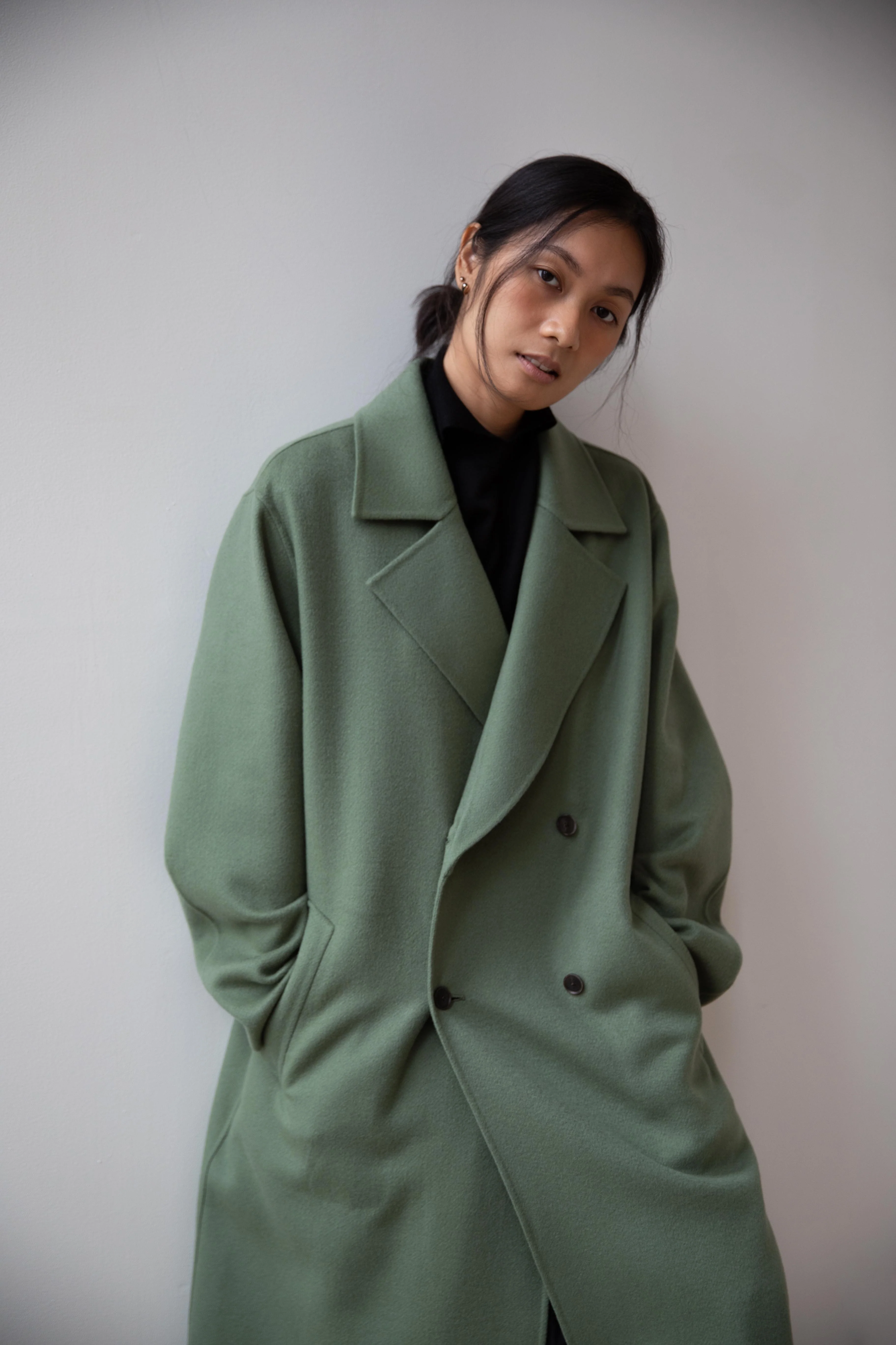 Auralee | Cashmere Melton Handsewn Coat in Olive - Image 31