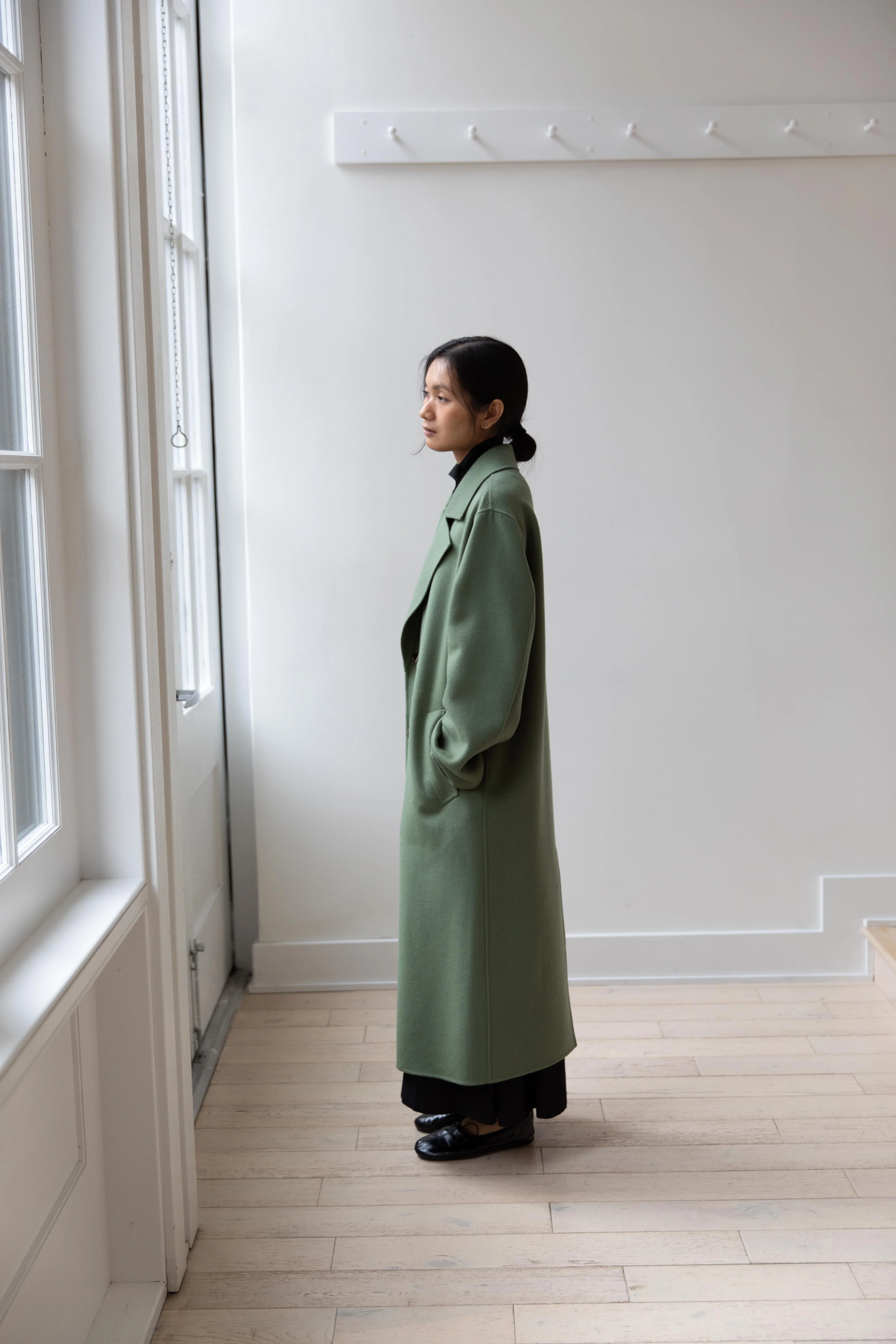 Auralee | Cashmere Melton Handsewn Coat in Olive - Image 40