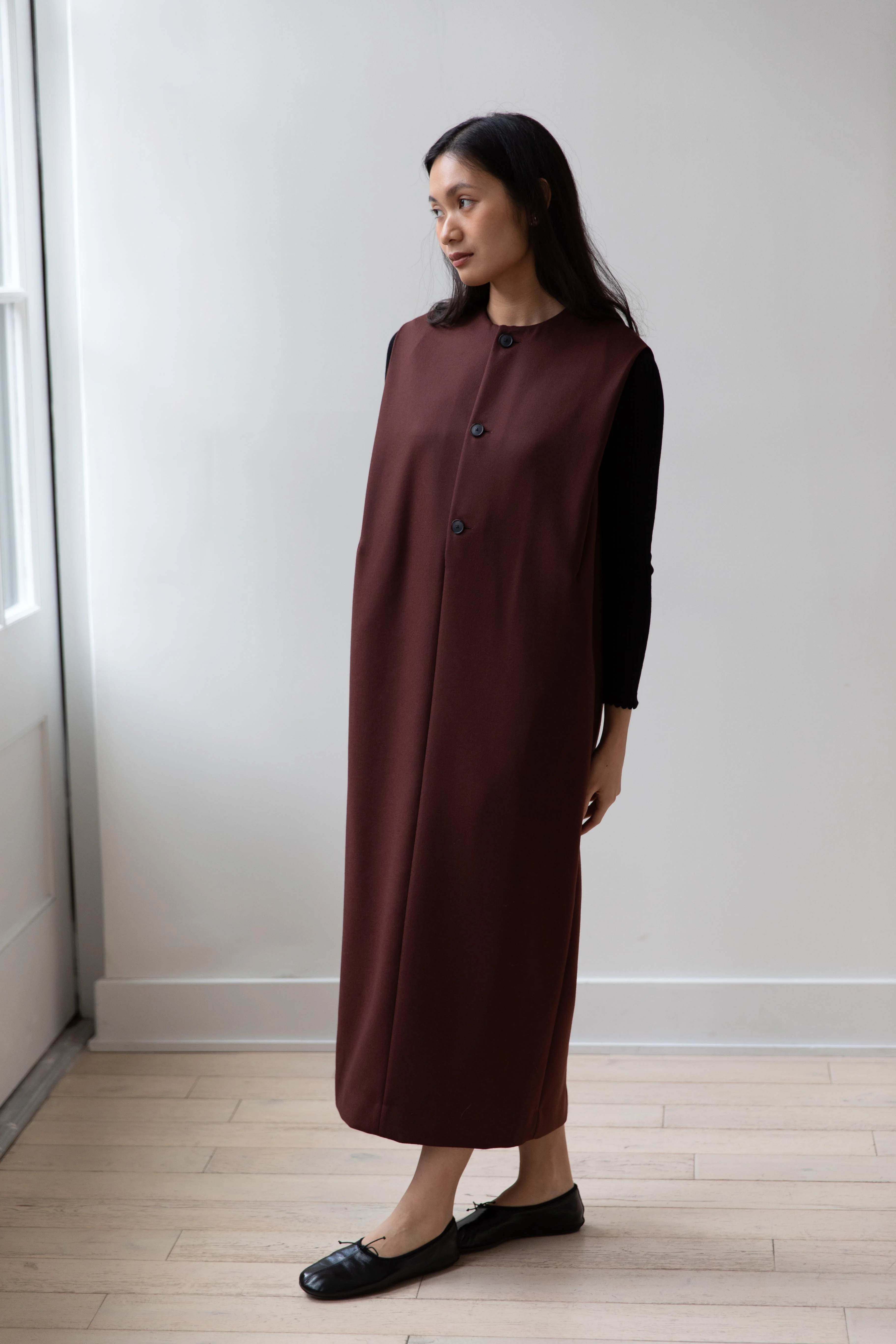 Auralee | Light Melton Sleeveless Dress in Bordeaux - Image 4