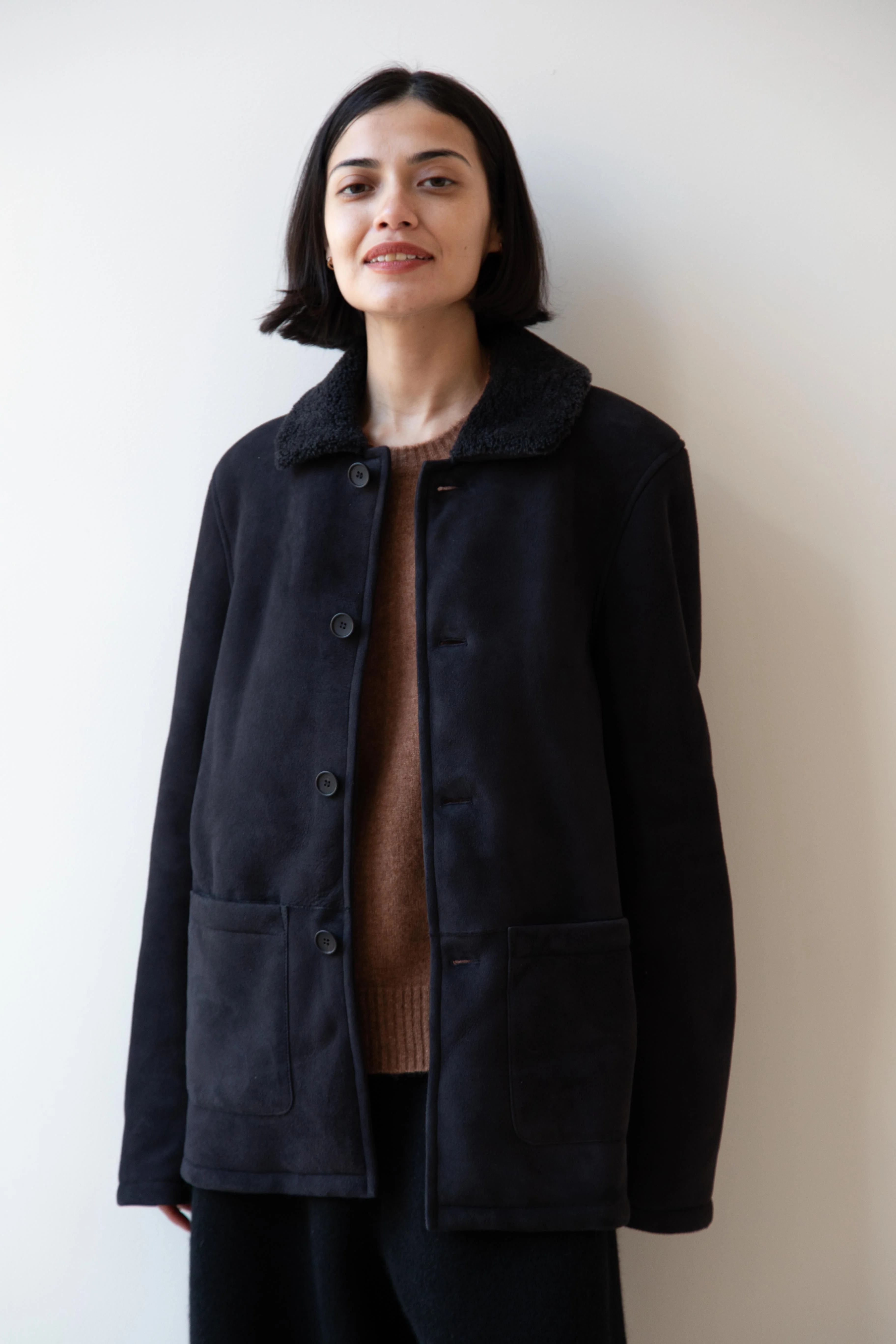 Bergfabel | Shearling Jacket in Black - Image 10