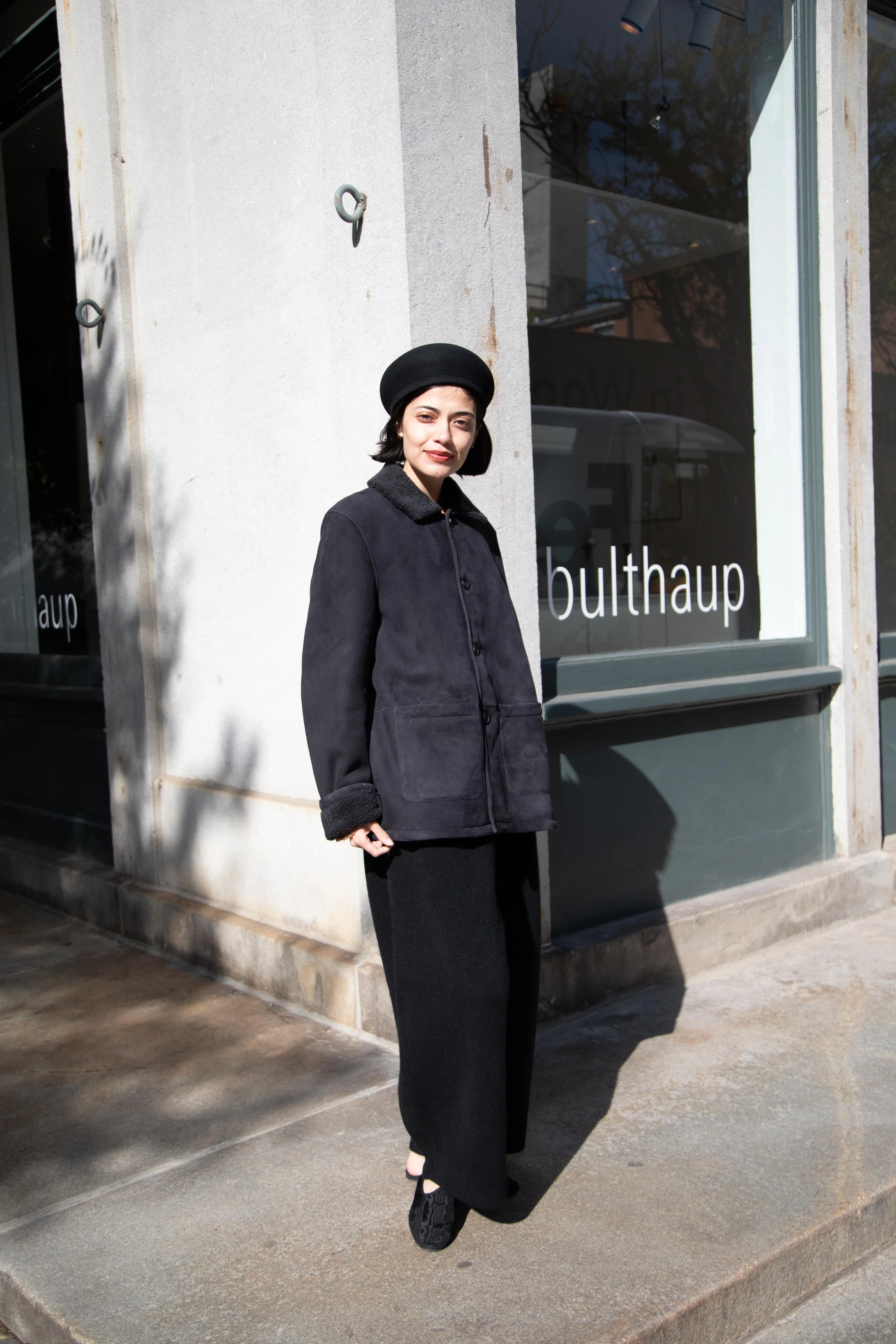 Bergfabel | Shearling Jacket in Black - Image 26