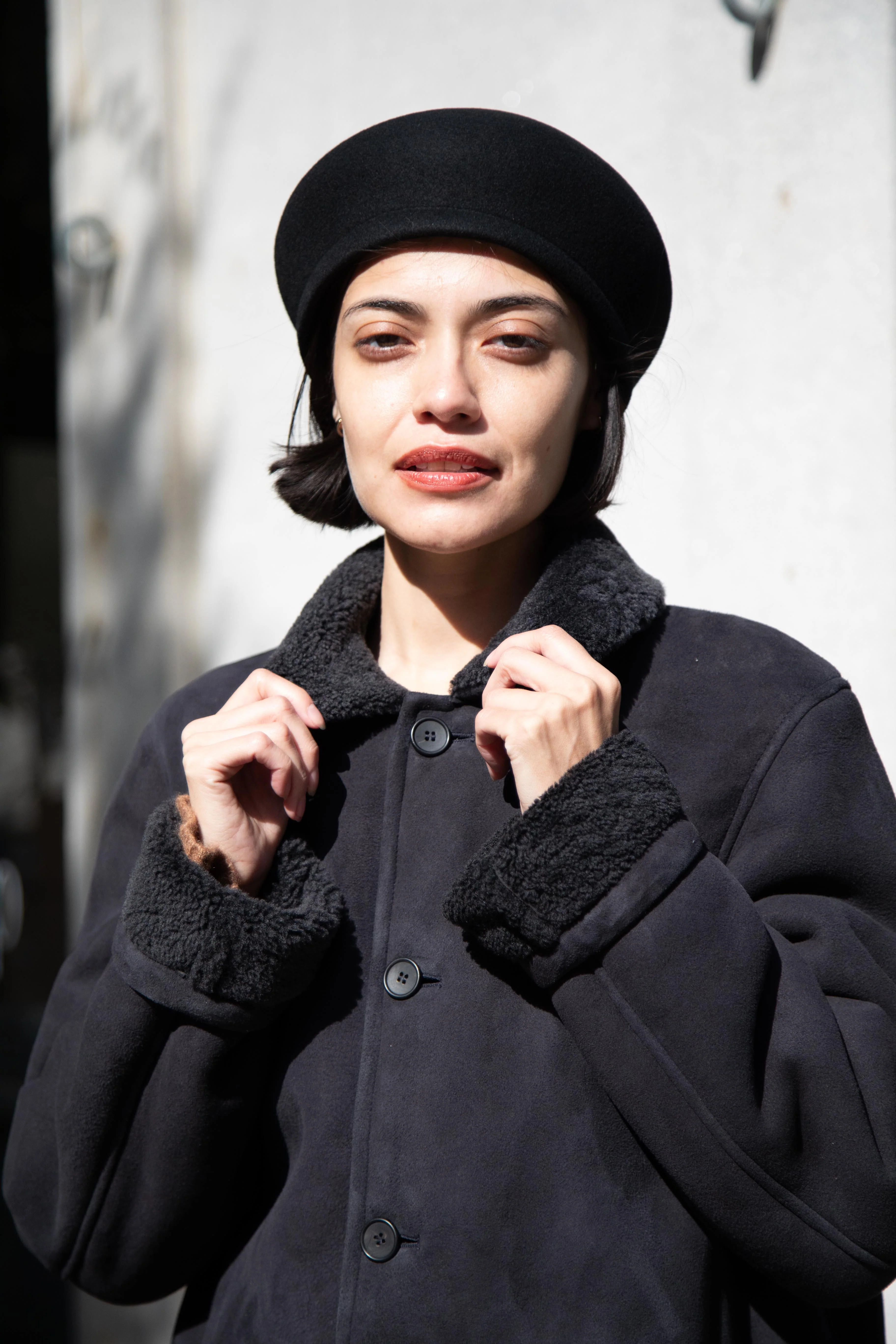 Bergfabel | Shearling Jacket in Black - Image 30