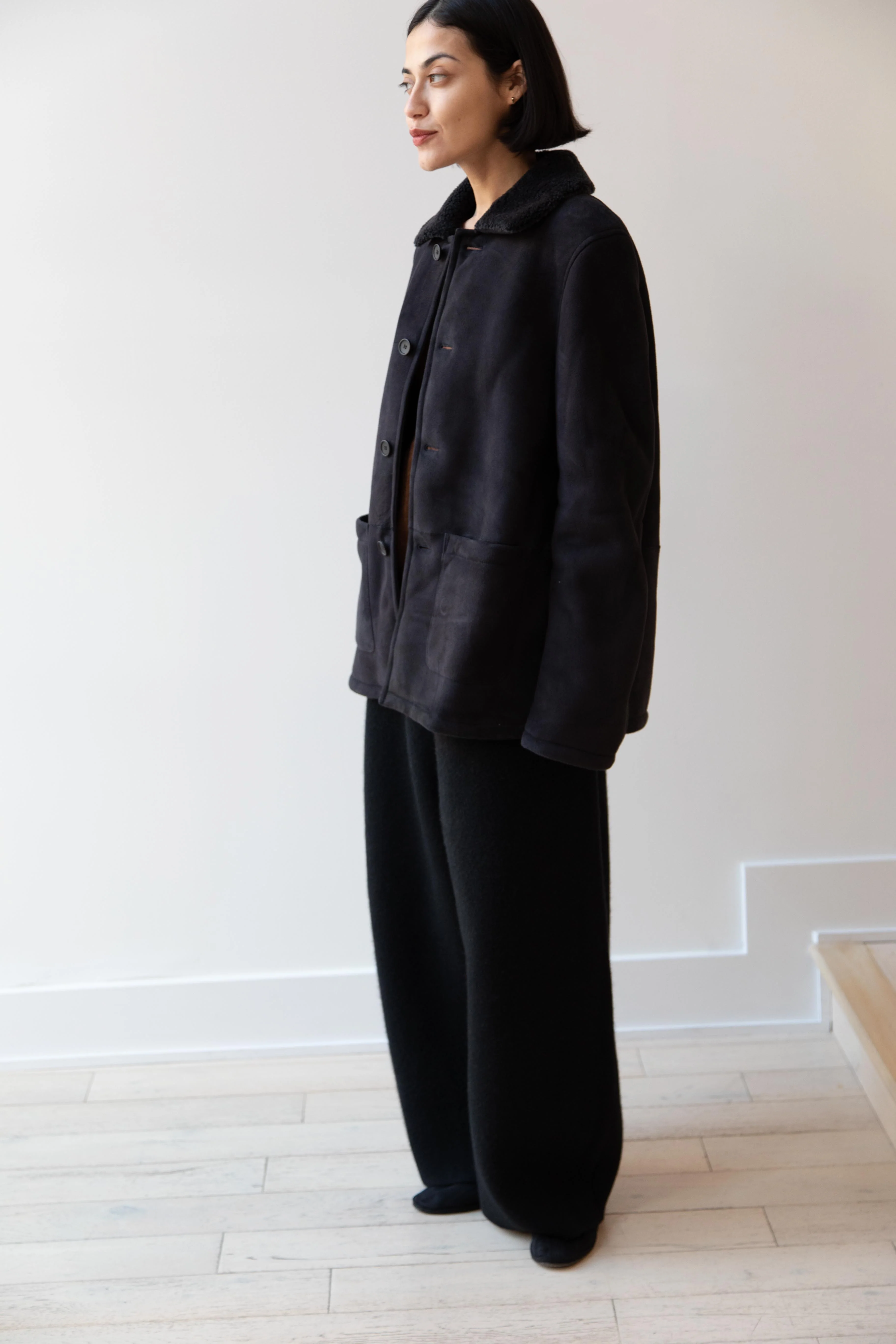 Bergfabel | Shearling Jacket in Black - Image 7