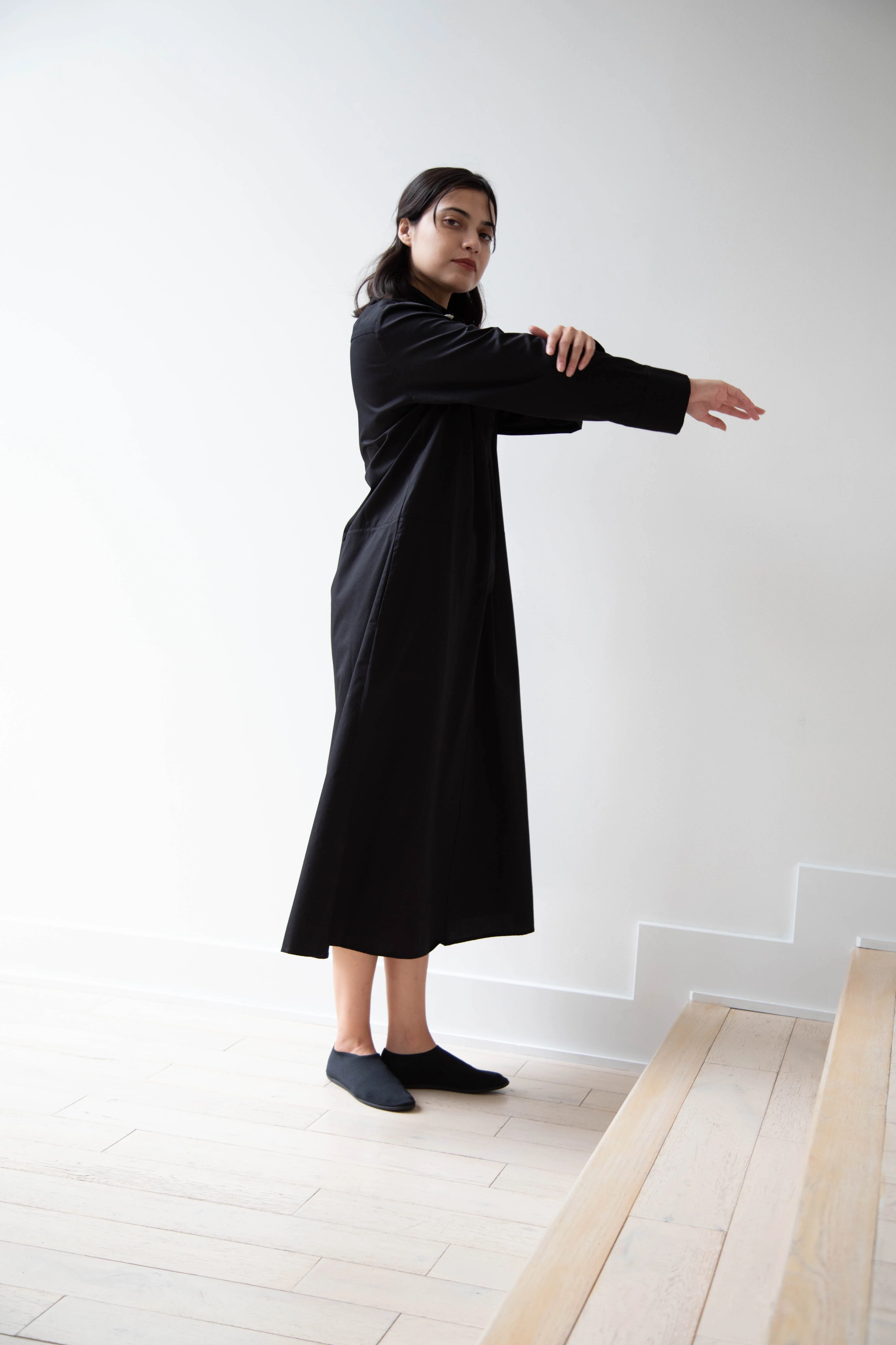 Delegan | Dress With Parcel Button in Black - Image 11