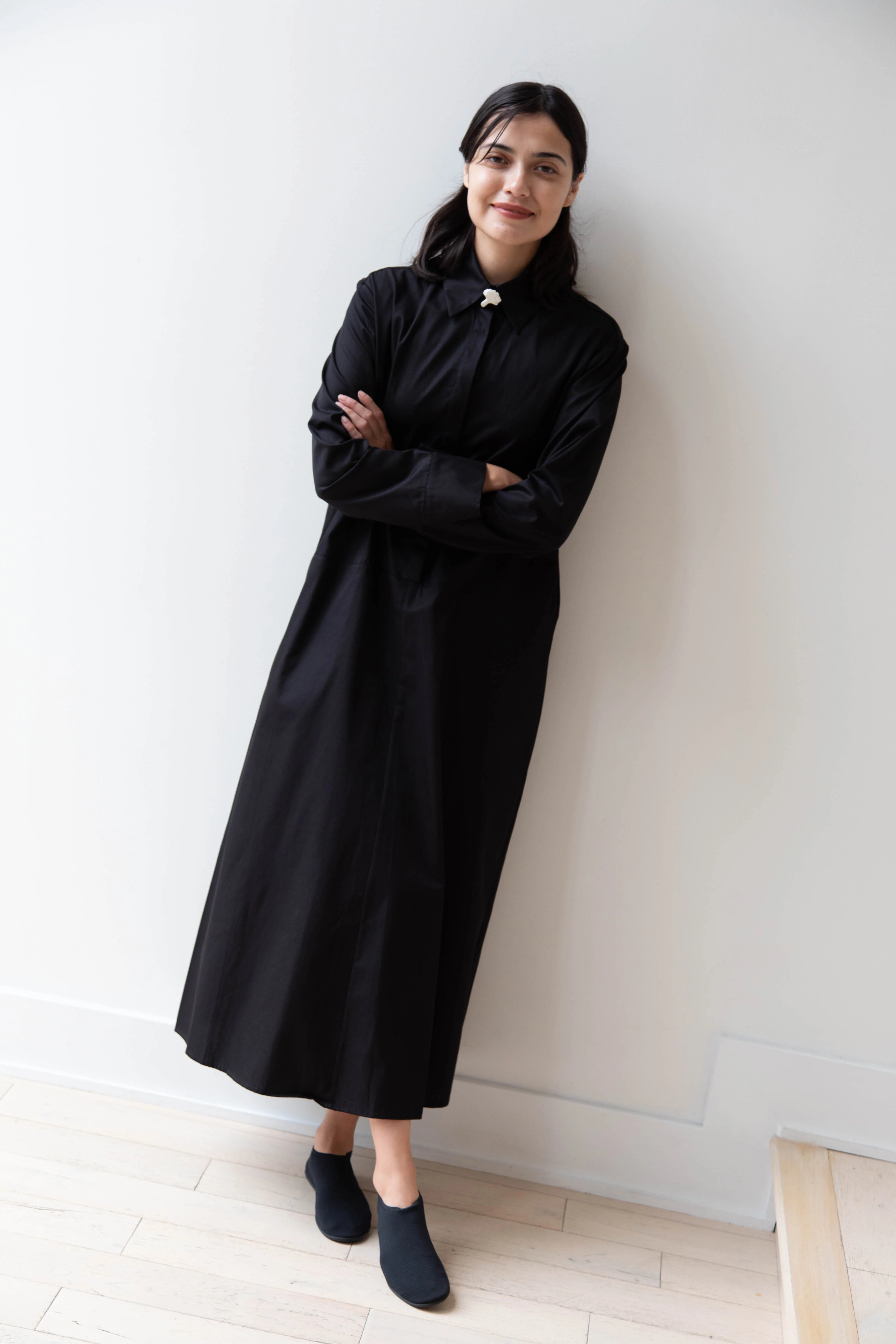 Delegan | Dress With Parcel Button in Black - Image 21