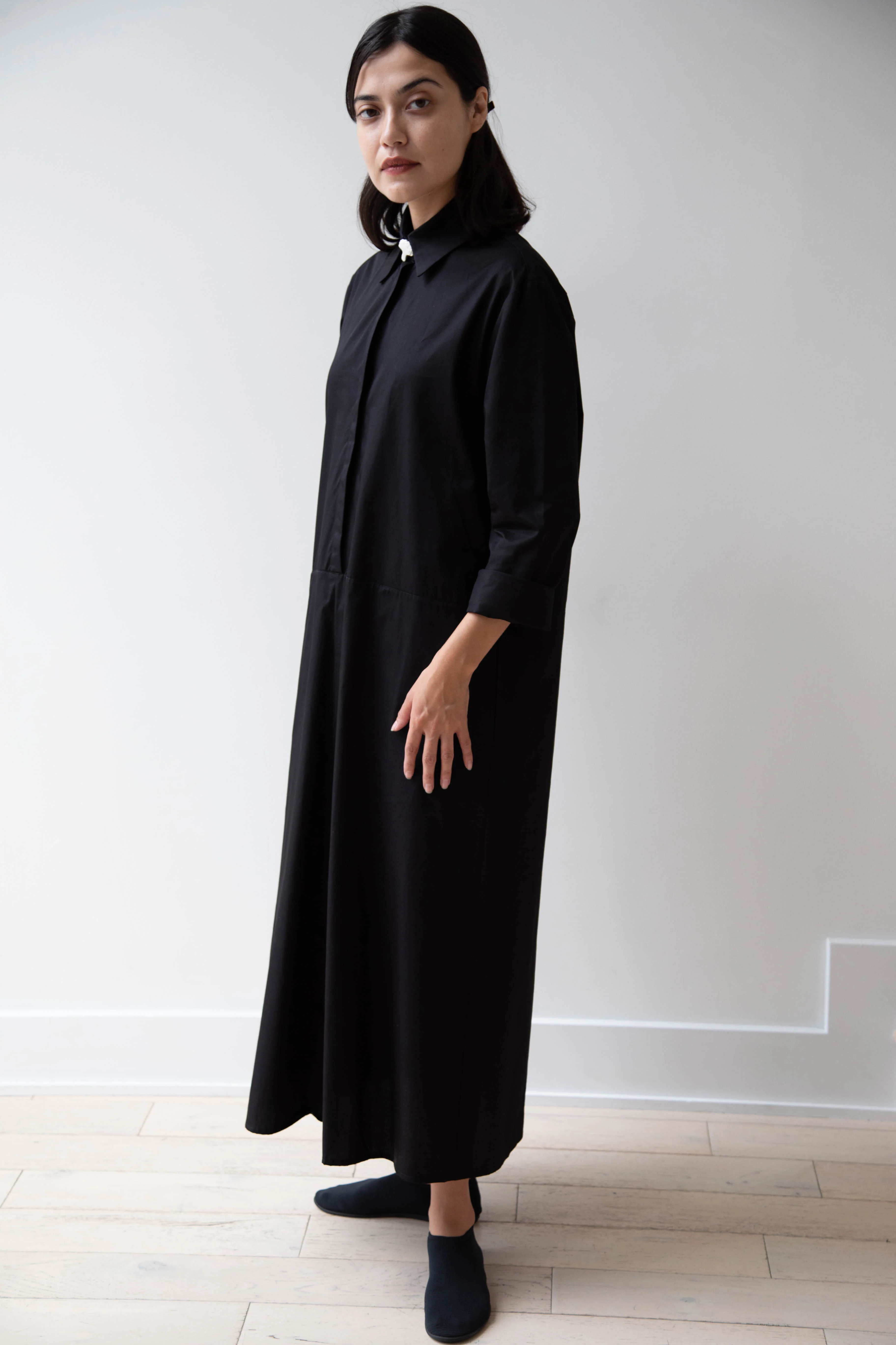 Delegan | Dress With Parcel Button in Black - Image 33
