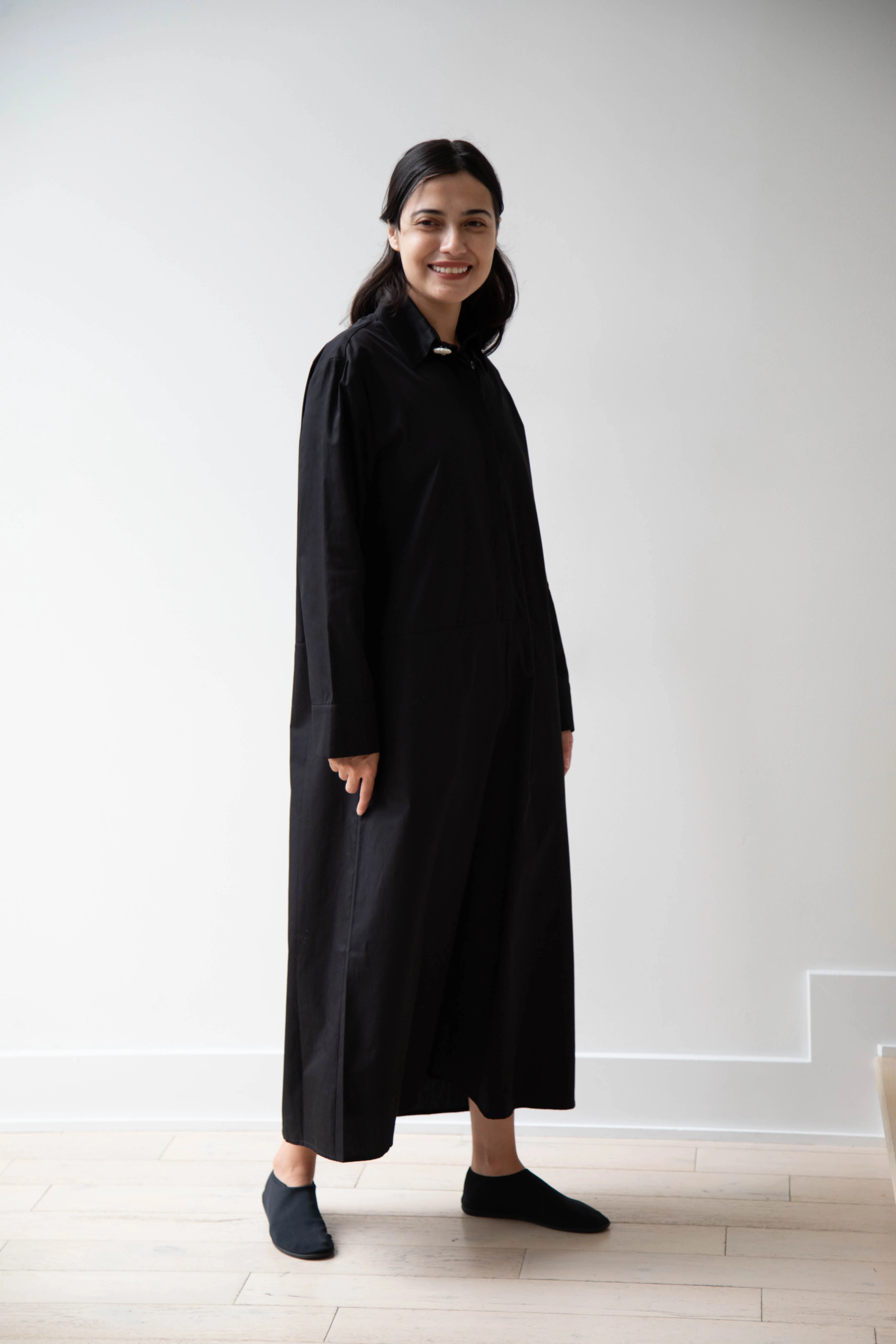 Delegan | Dress With Parcel Button in Black - Image 9