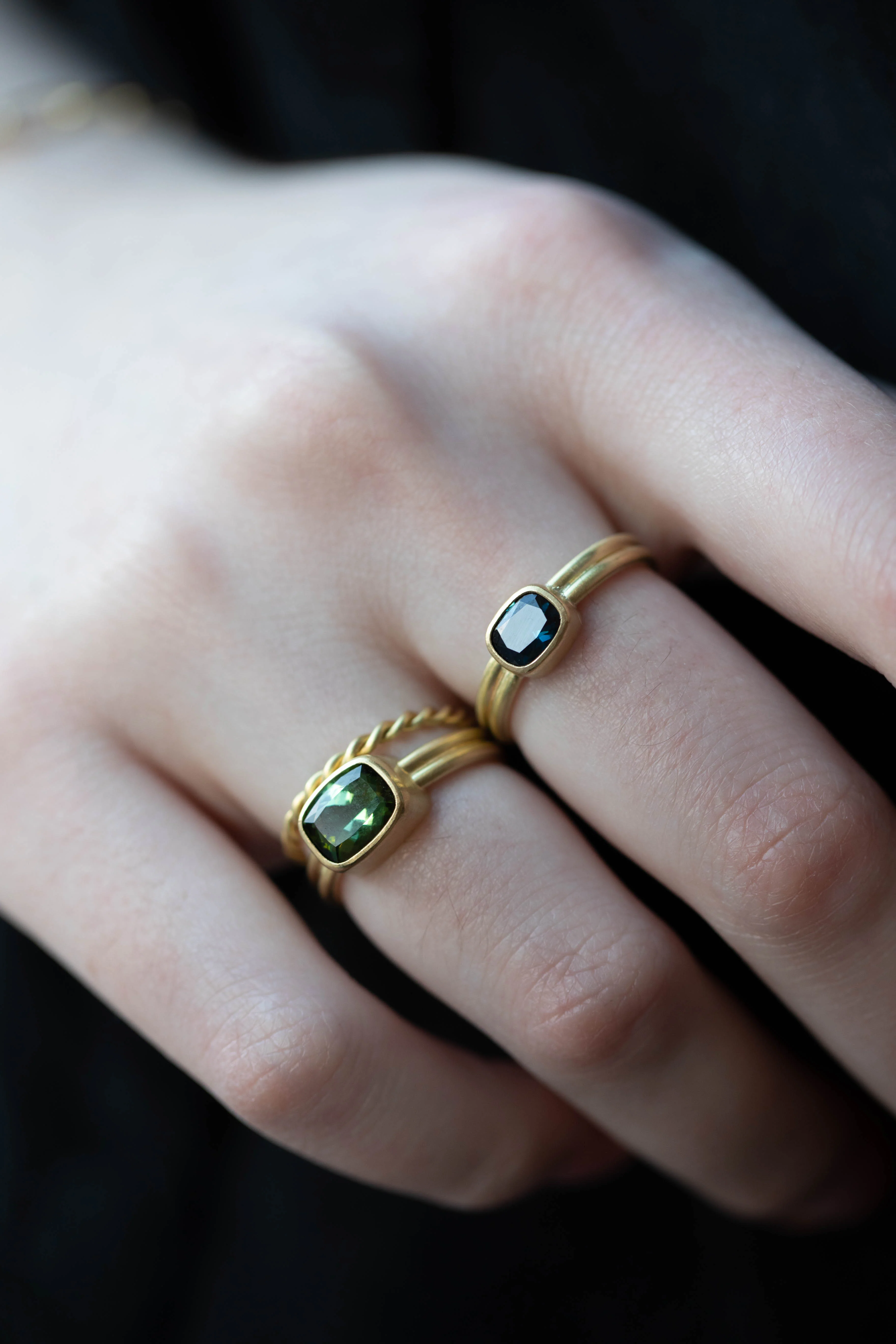 East Camp | Sapphire Double Band Ring in 18k Gold - Image 19