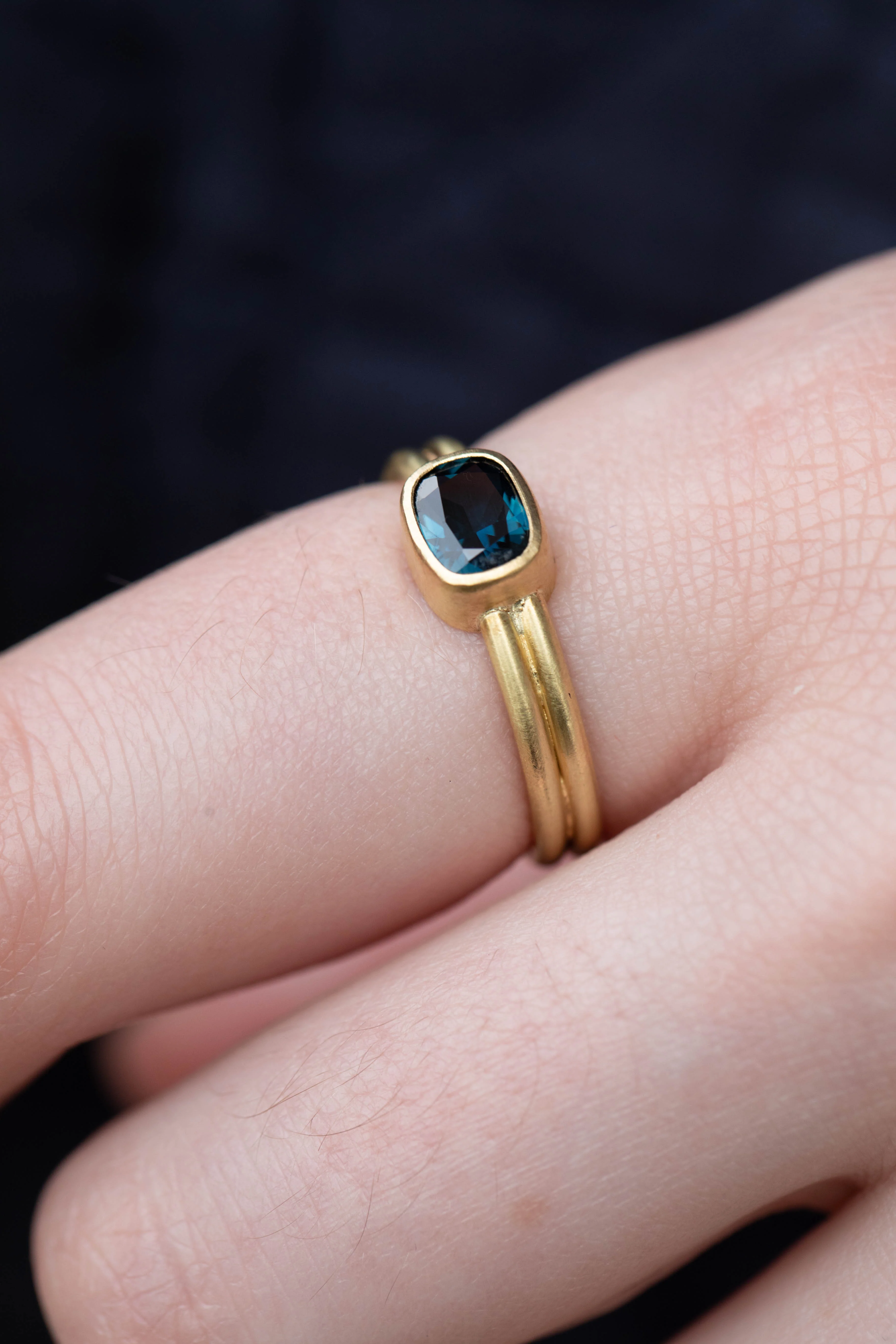 East Camp | Sapphire Double Band Ring in 18k Gold - Image 24