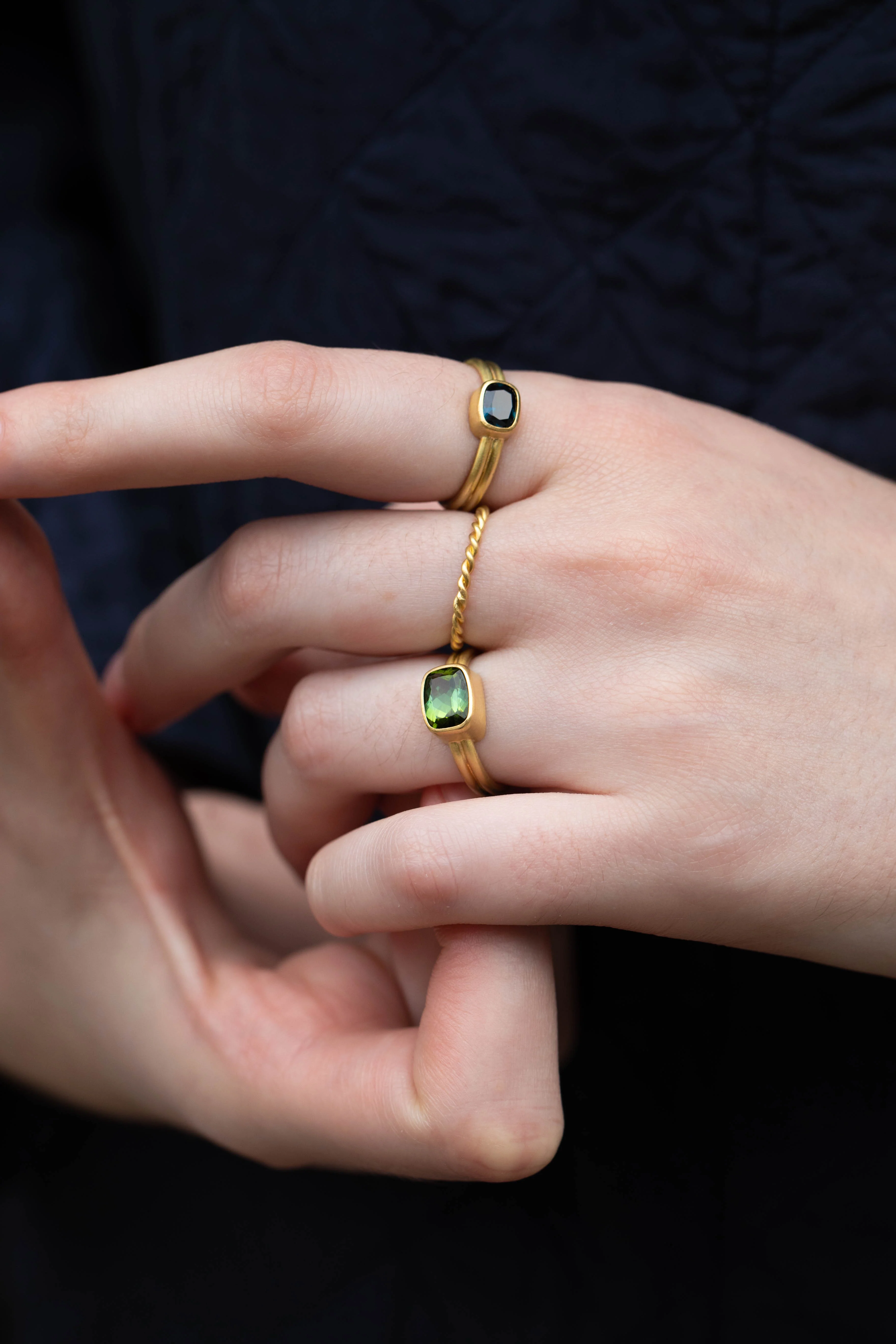 East Camp | Sapphire Double Band Ring in 18k Gold - Image 27