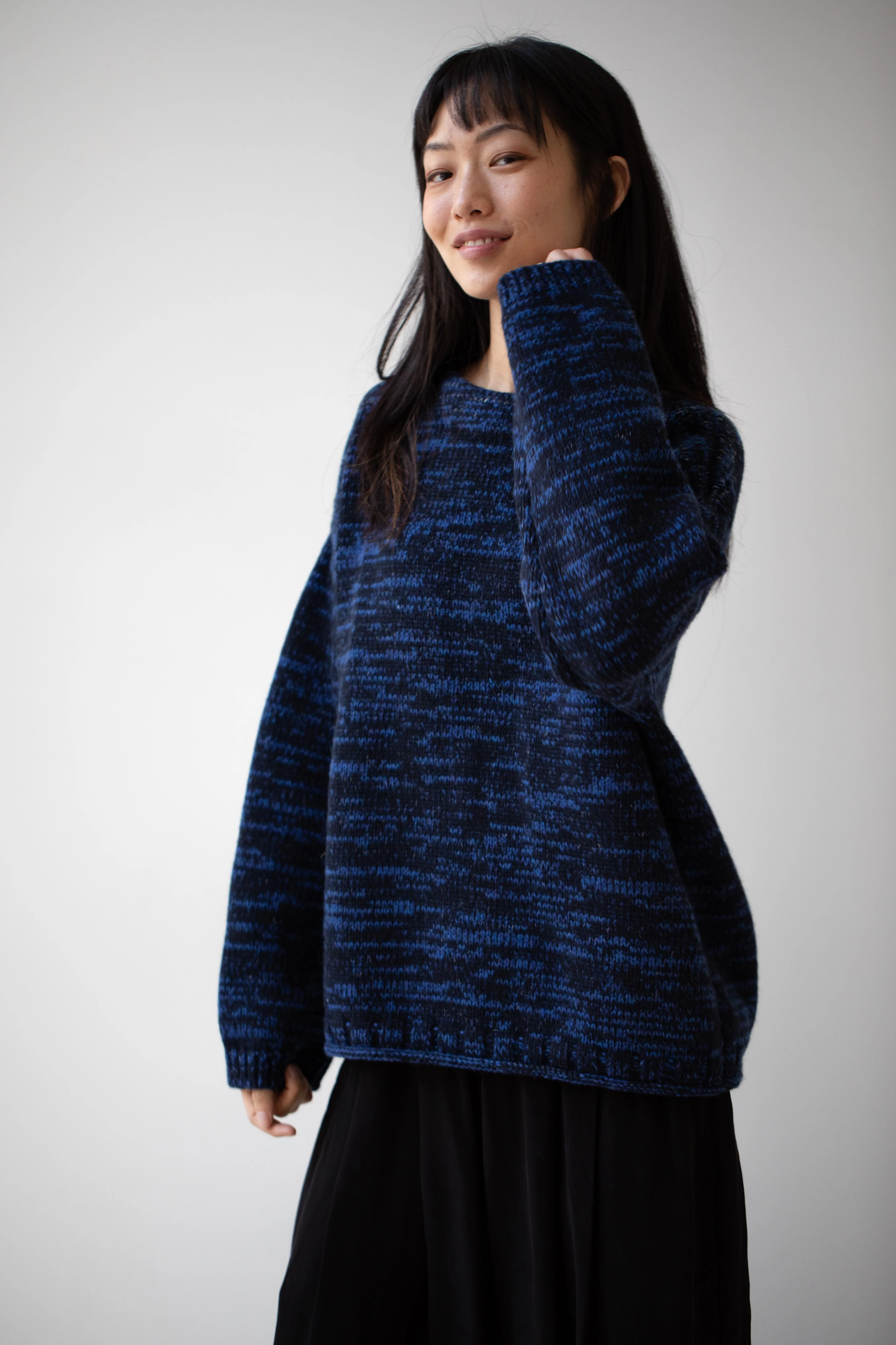 École De Curiosités | Moria Sweater Knitwear in Mazarine Melange - Image 11