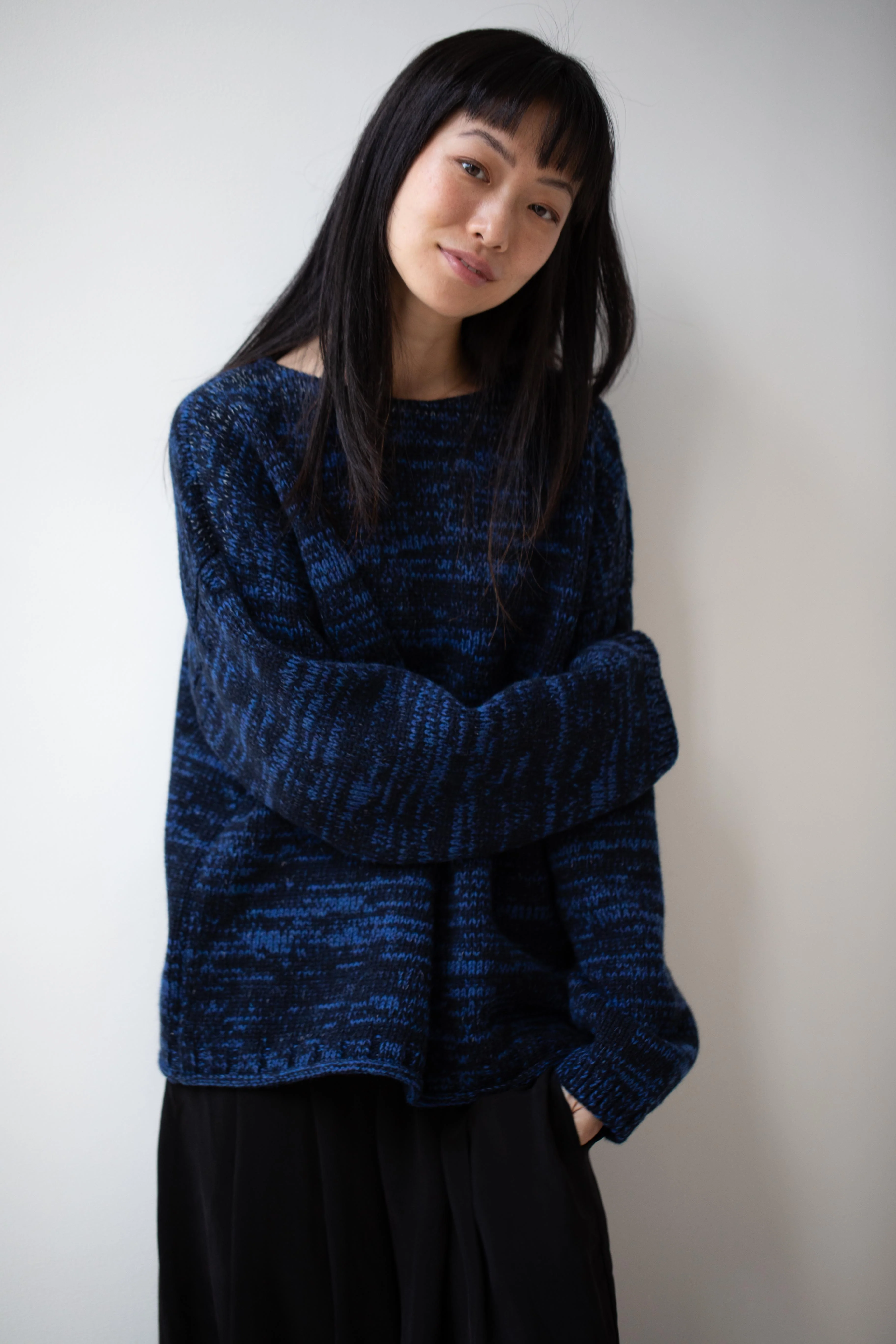 École De Curiosités | Moria Sweater Knitwear in Mazarine Melange - Image 15