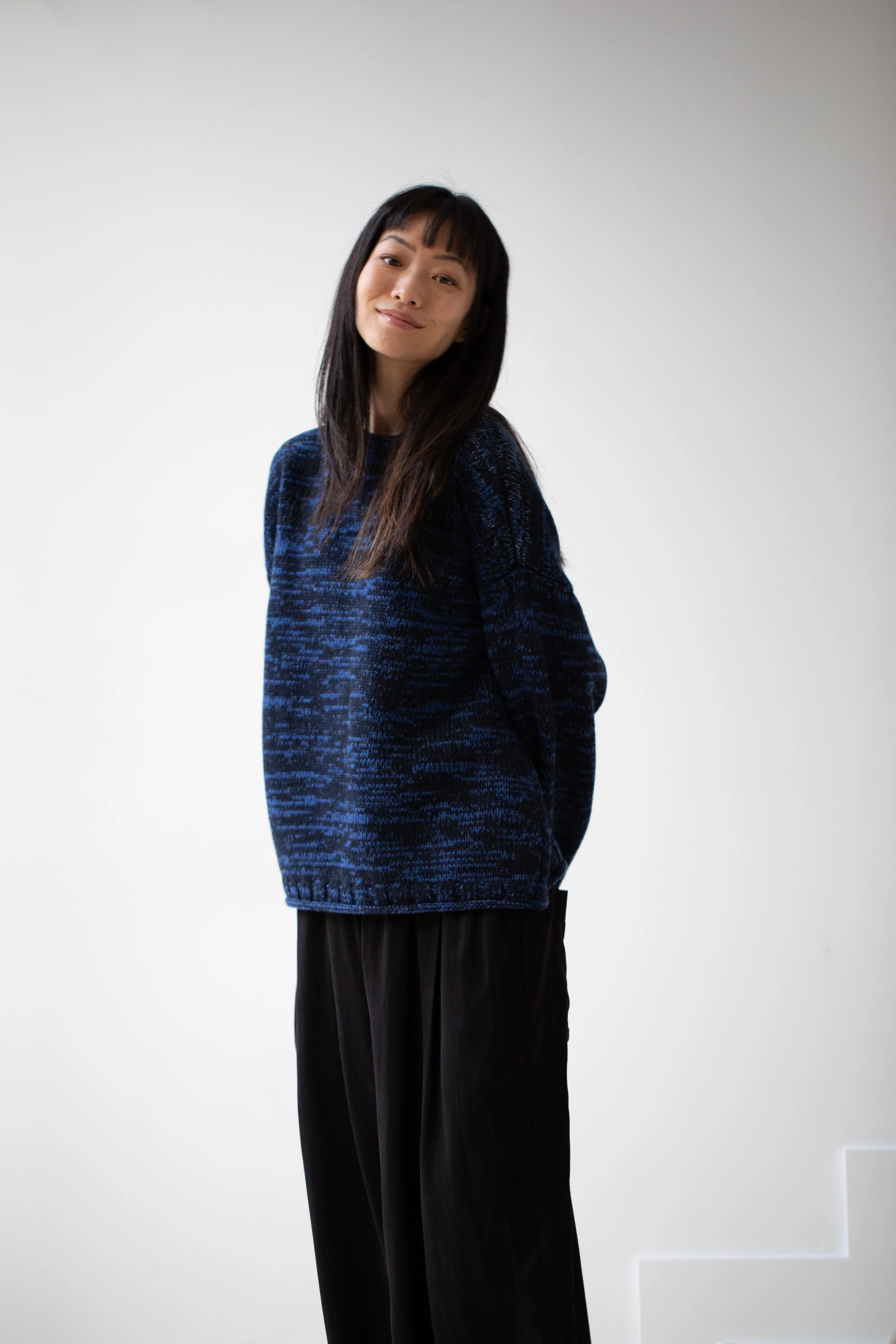 École De Curiosités | Moria Sweater Knitwear in Mazarine Melange - Image 23