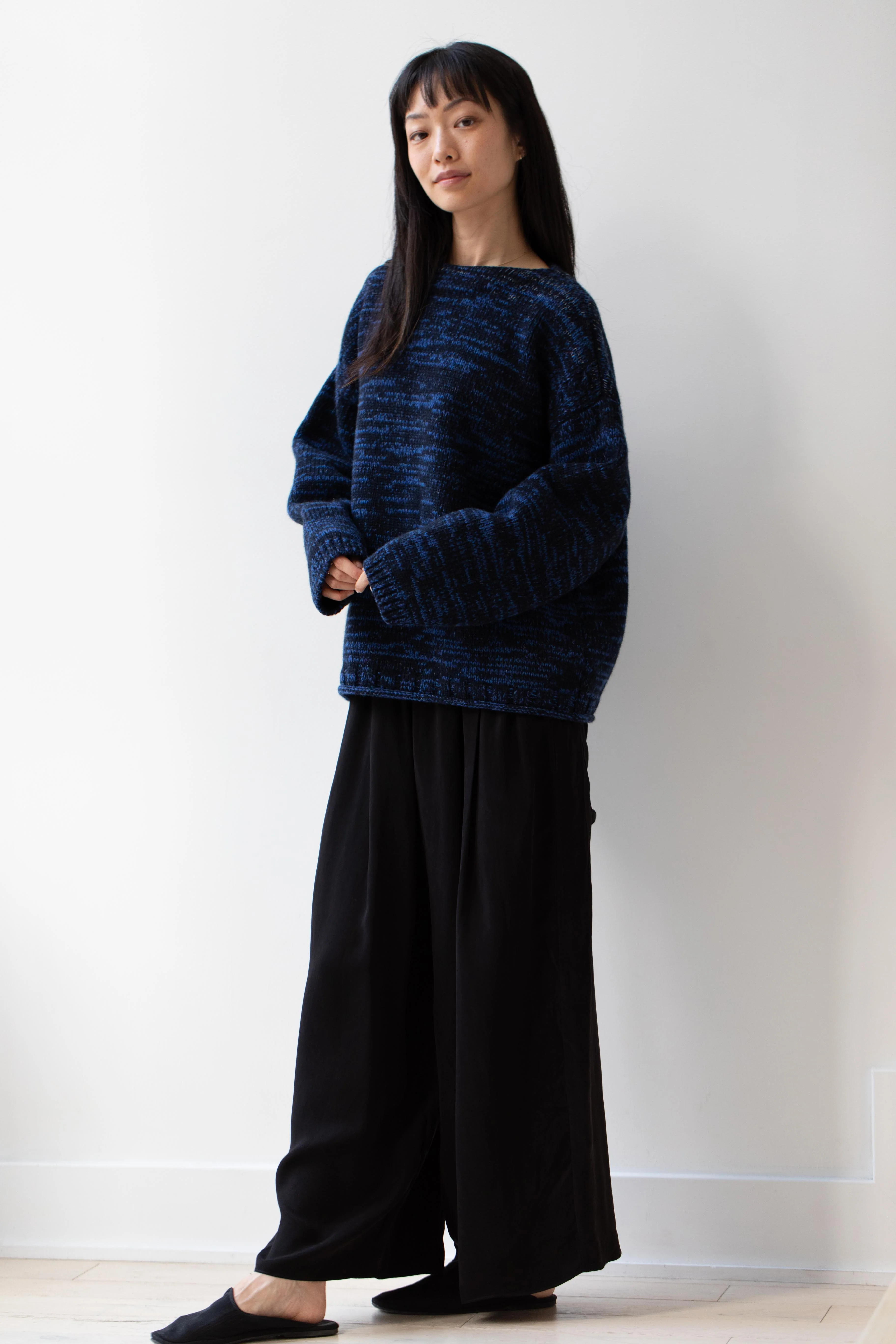 École De Curiosités | Moria Sweater Knitwear in Mazarine Melange - Image 28