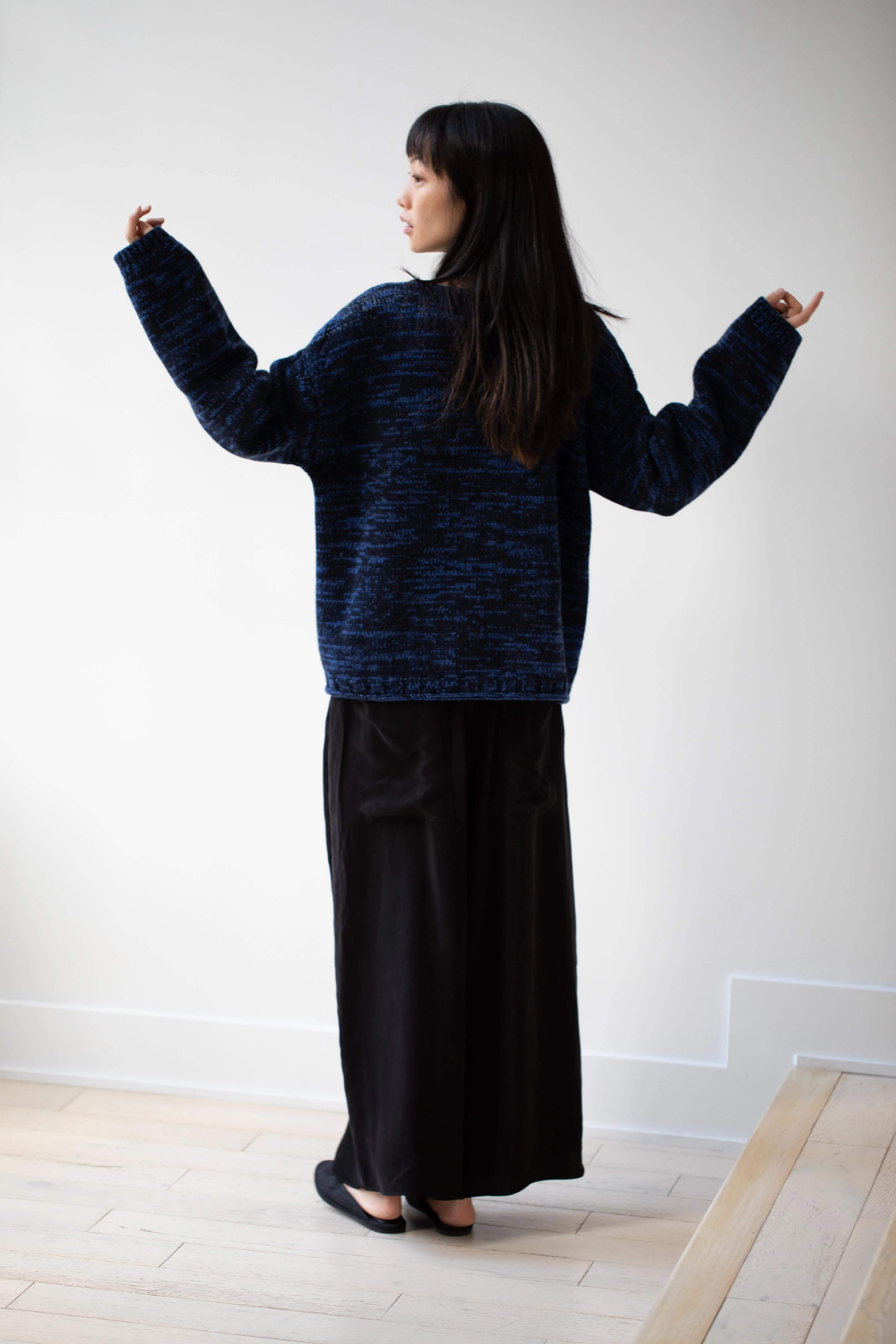 École De Curiosités | Moria Sweater Knitwear in Mazarine Melange - Image 42