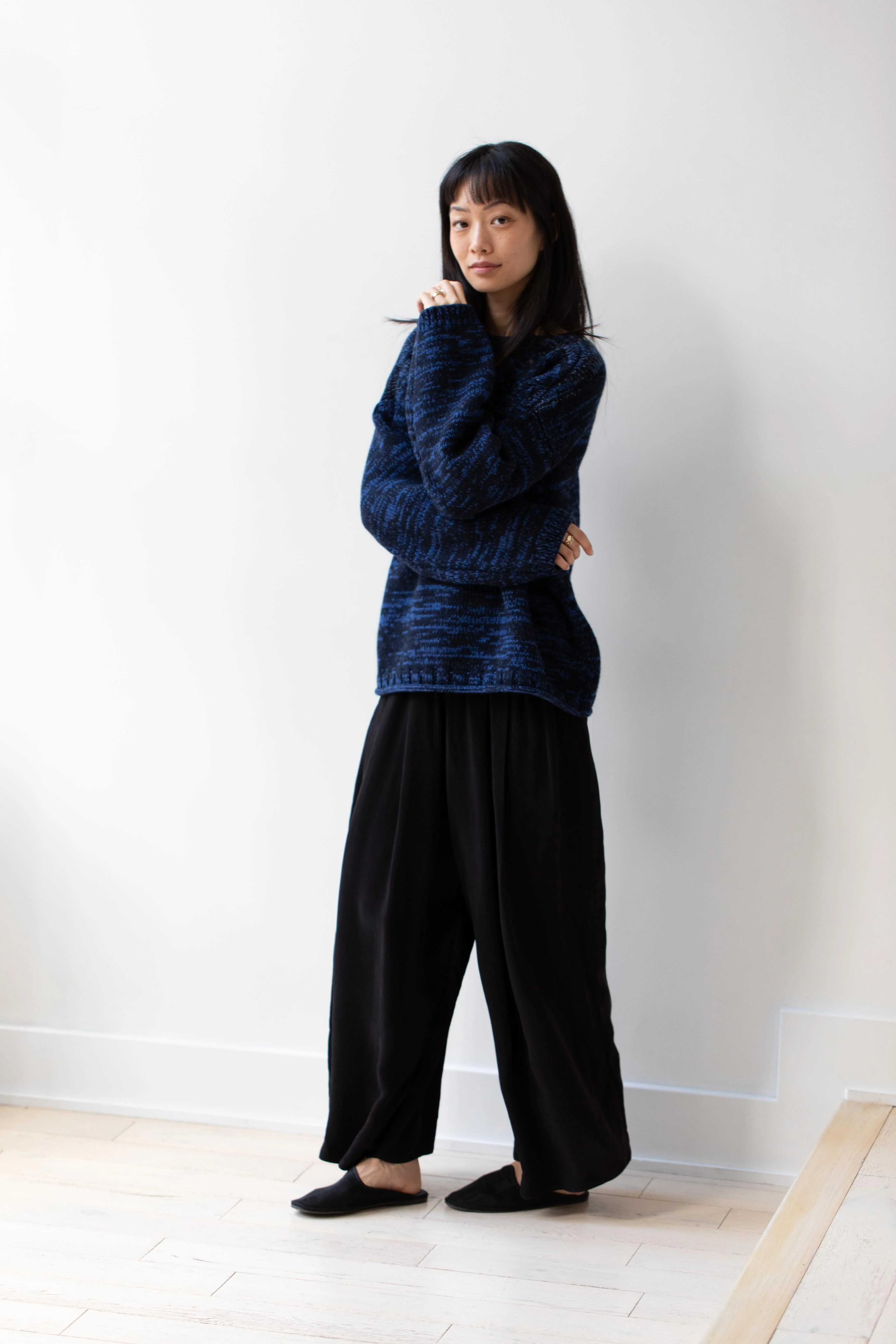 École De Curiosités | Moria Sweater Knitwear in Mazarine Melange - Image 43